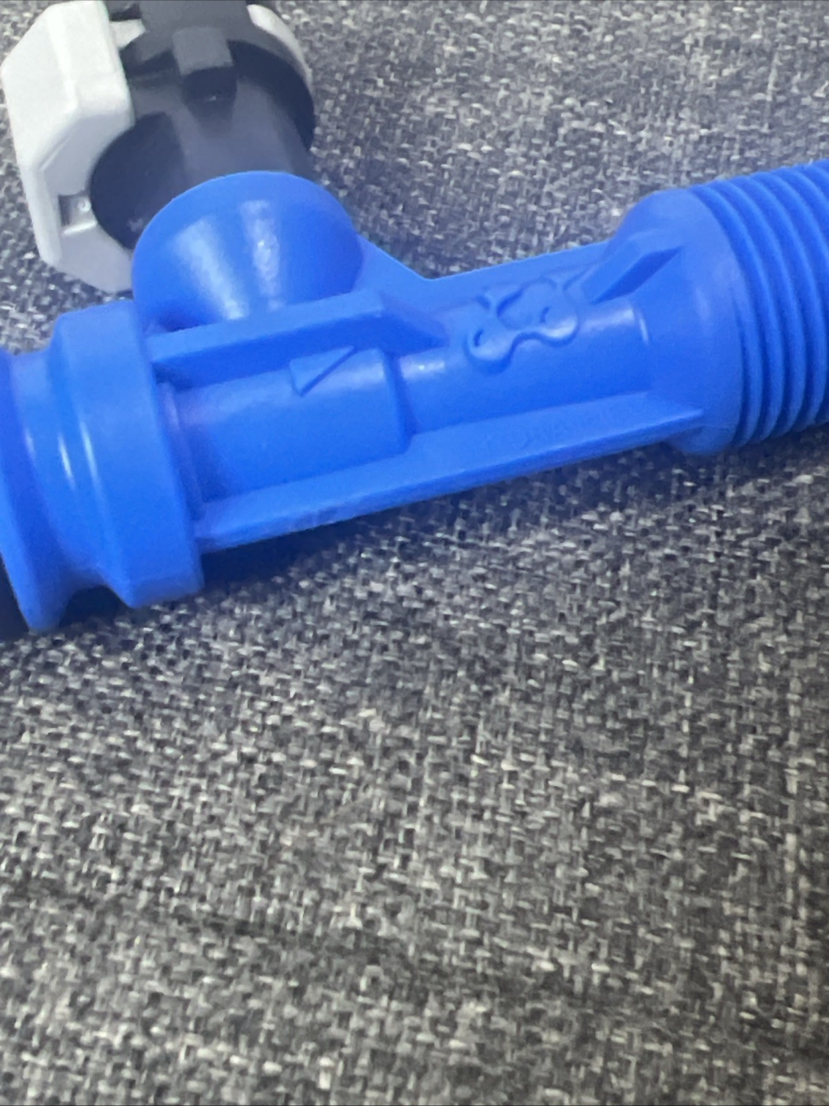 VersaDial 717086 PC2 Composite Quick Connect Injector 2.25 GPM 1 Barb Dark Blue