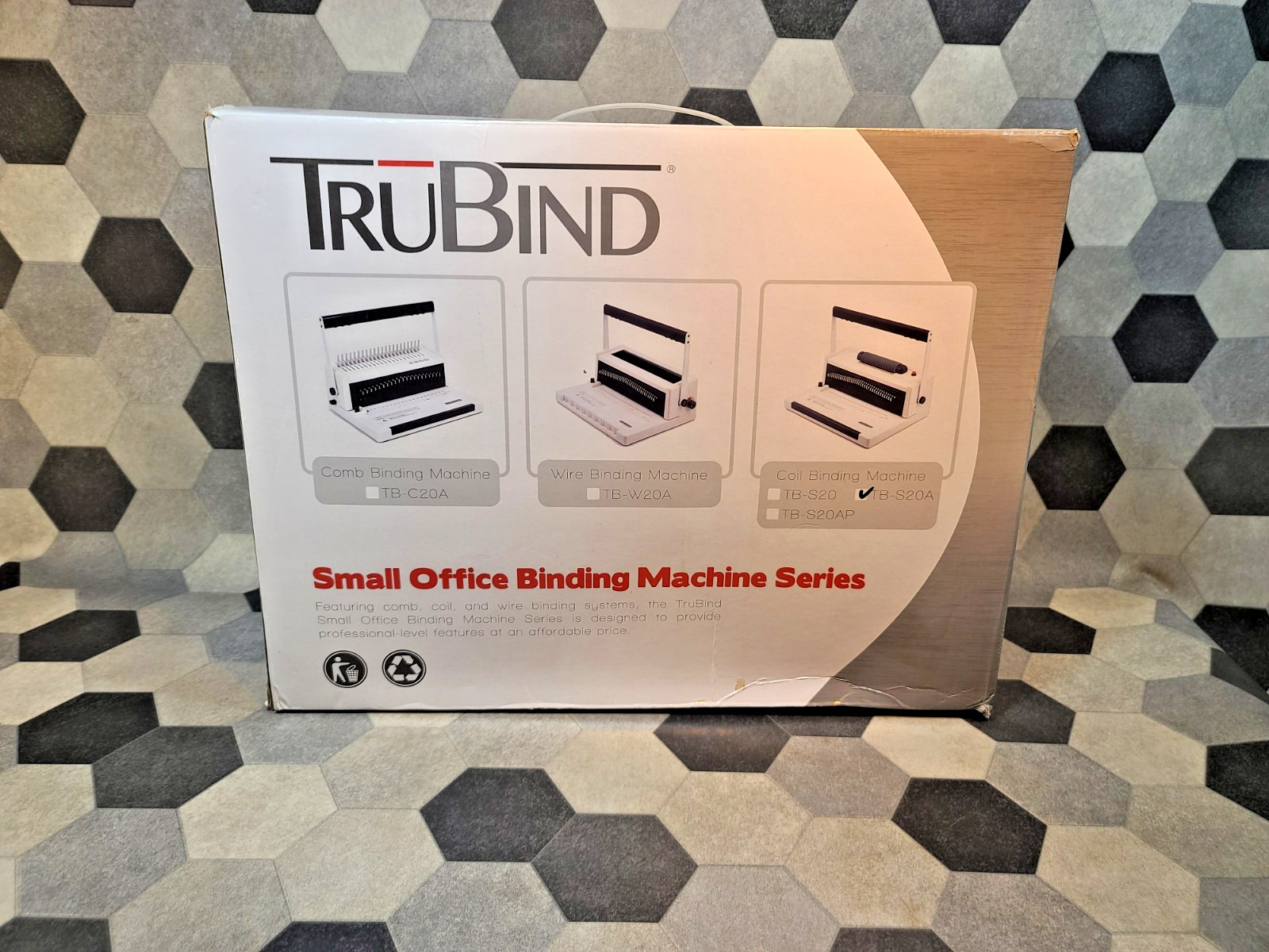 TruBind 4:1 Coil Binding Machine TB-S20A Spiral Binder and coil lot