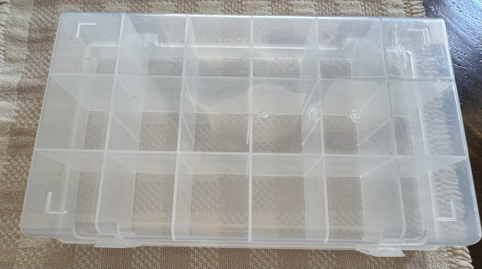 18 Compartment Plastic Storage Box Tray Bin Sorter – 11x7x1.5 inches MINT COND.