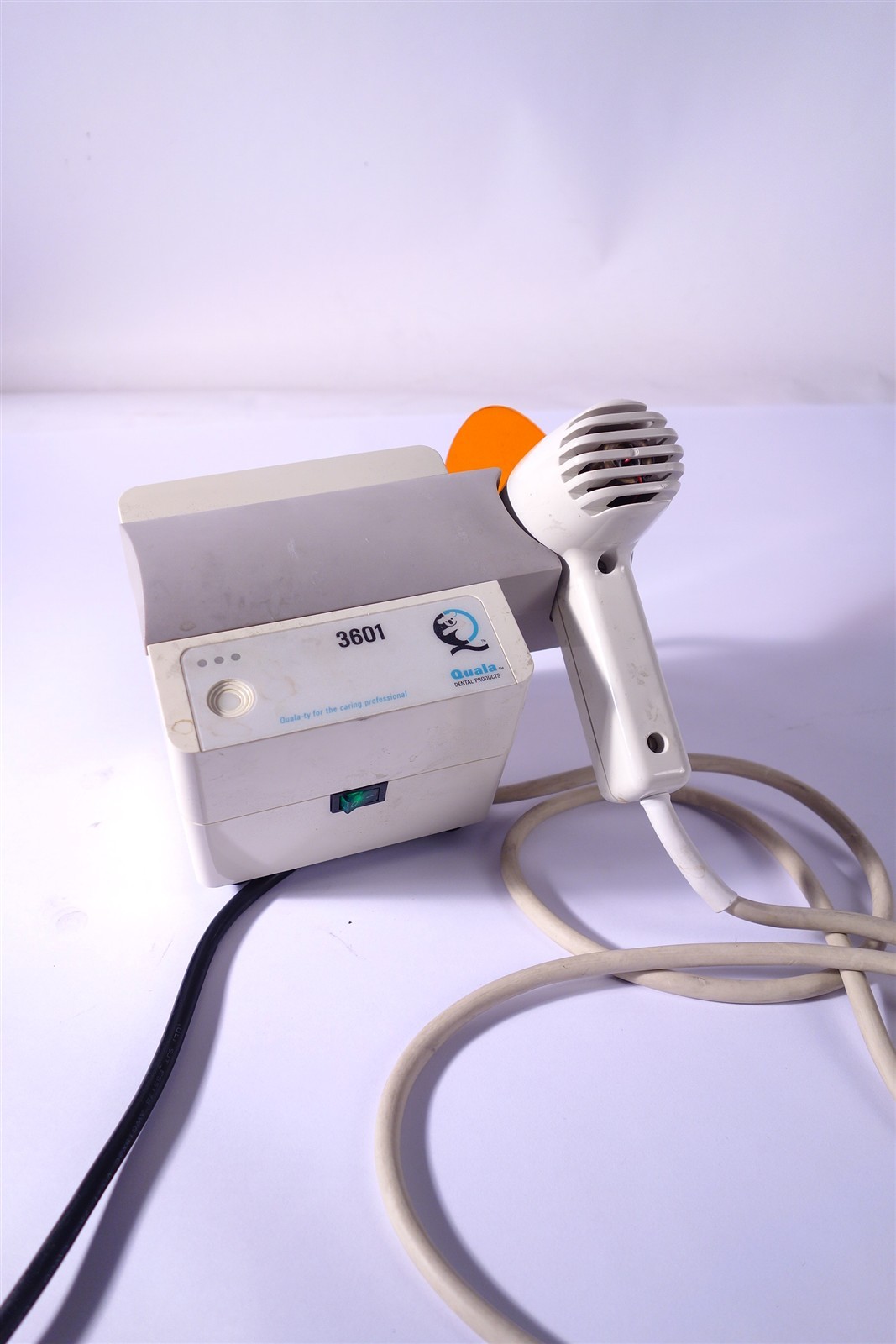 Quala 3601 Dental Curing UV Light – Working condition