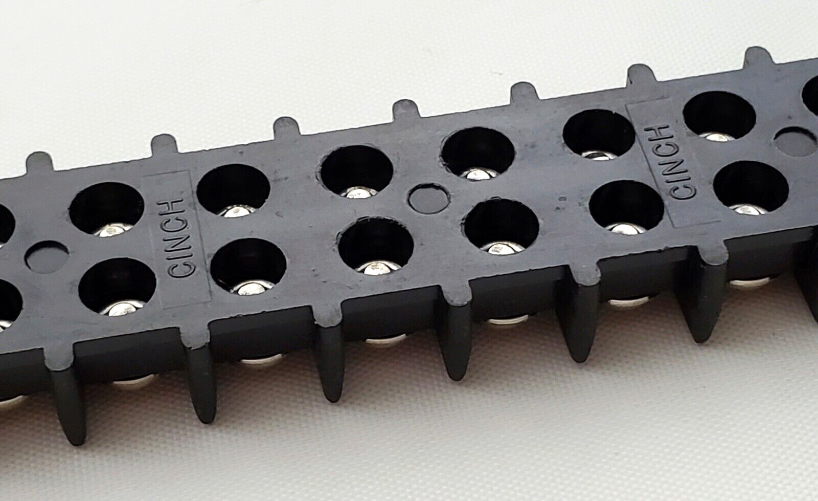 Cinch 14 Position Dual Row Screw Terminal Strip Block Phenolic 5-15/16″ Long