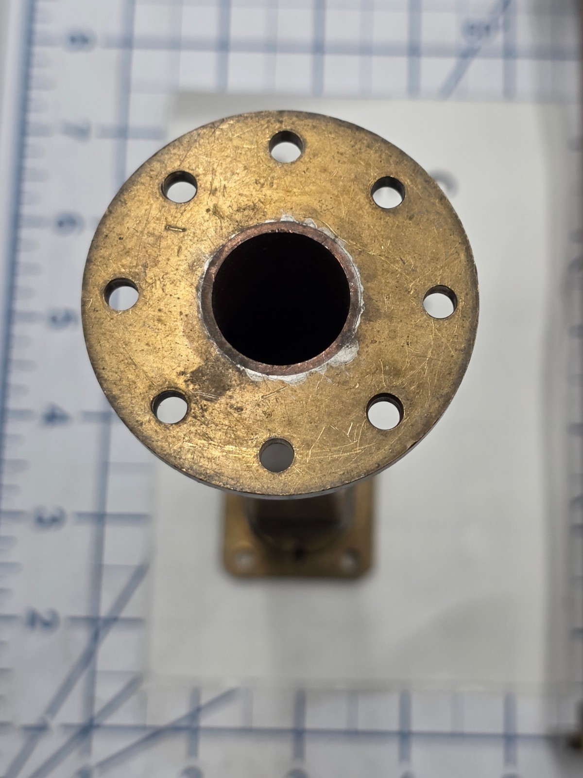 WAVEGUIDE TRANSITION 17.5mm ( .69″) (Round) to WR-75, Rigid, Copper / Brass, 9″