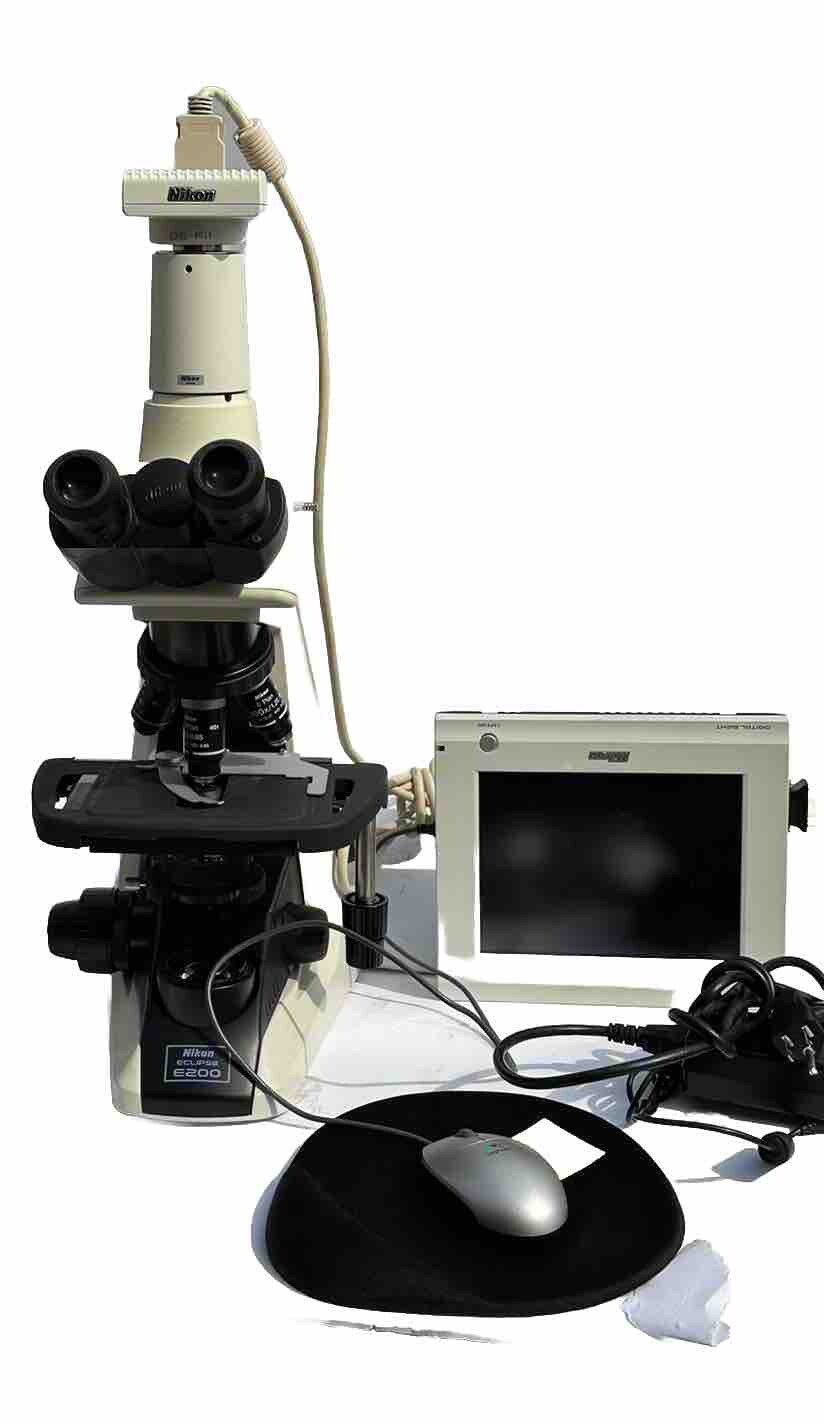 Nikon Eclipse E200 Trinocular Microscope With Camera And Monitor 4X 10X/40X/100X