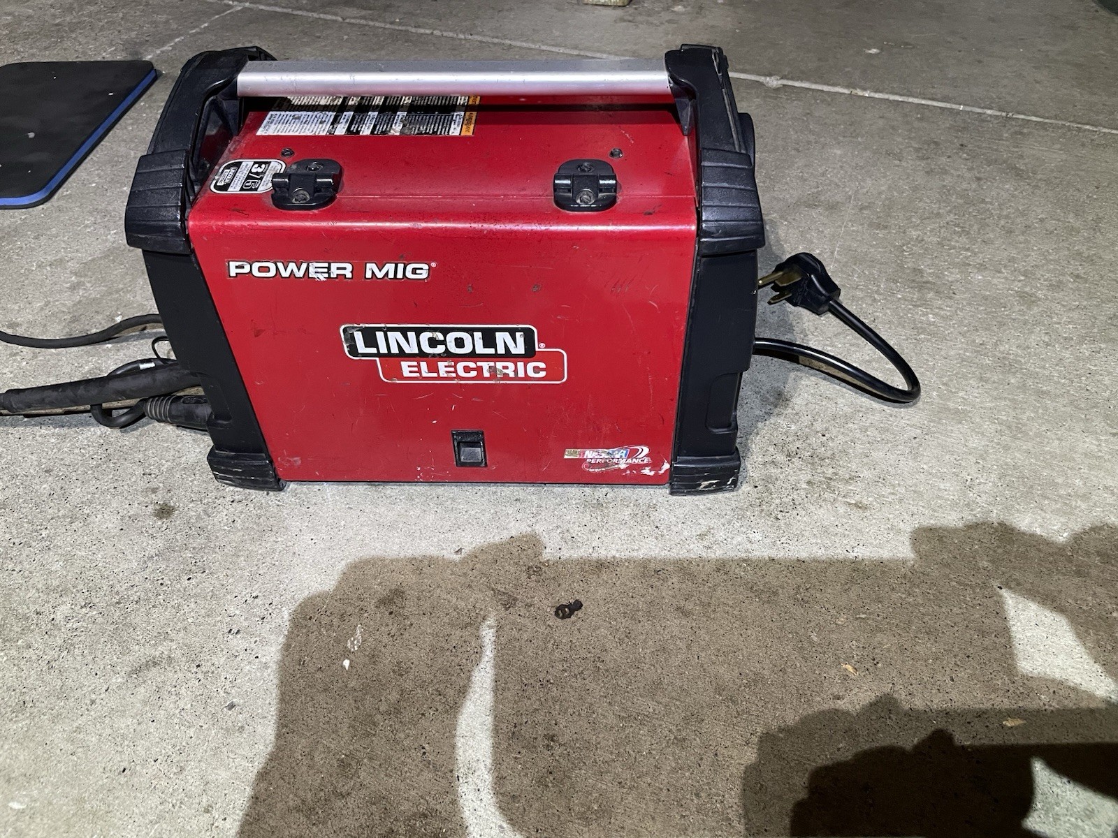 Lincoln Electric Power MIG 210 MP Welder