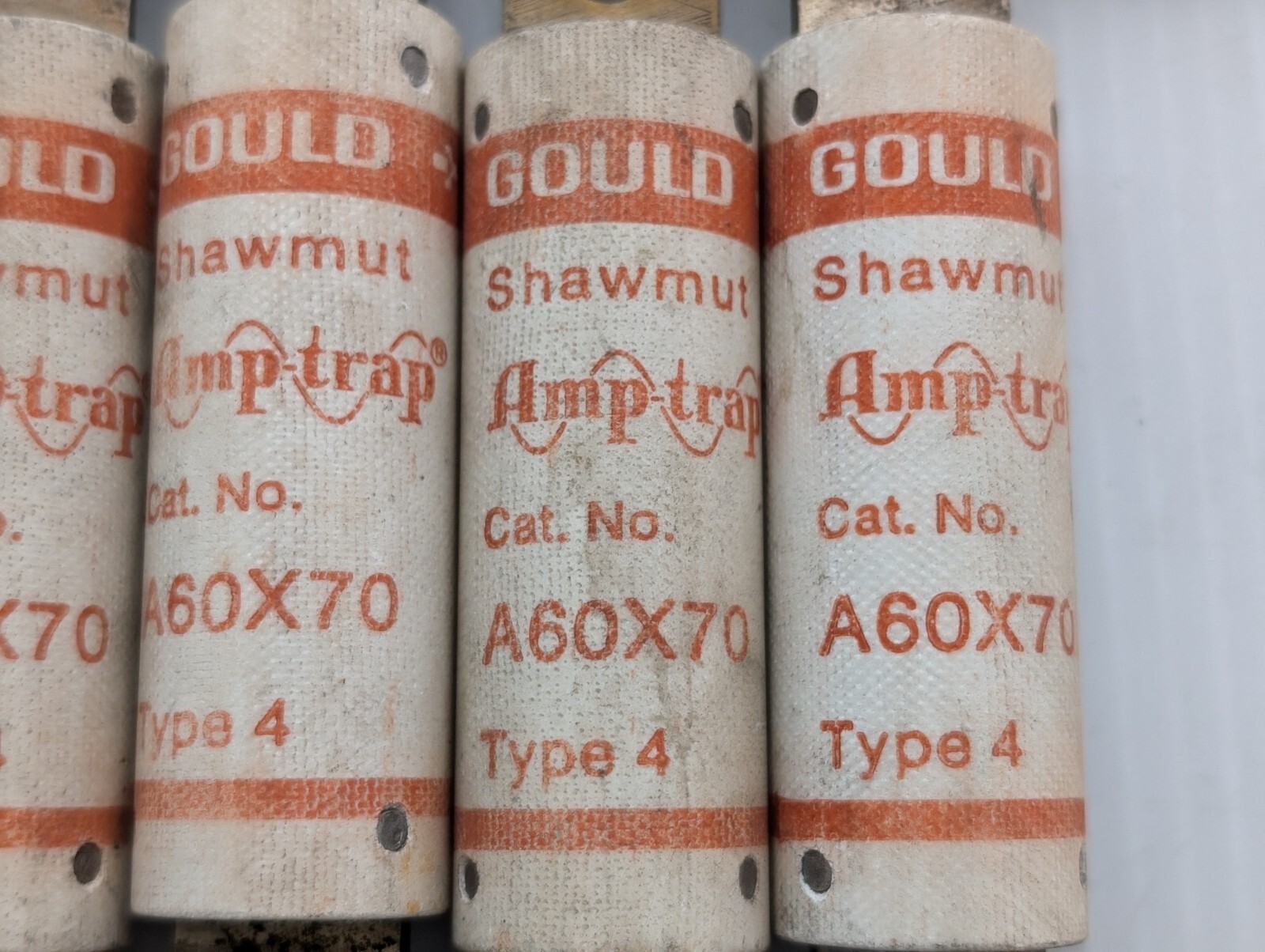 Lot of 15 Gould Shawmut A60X70 Fuses, 70A, 600VAC – Free Returns