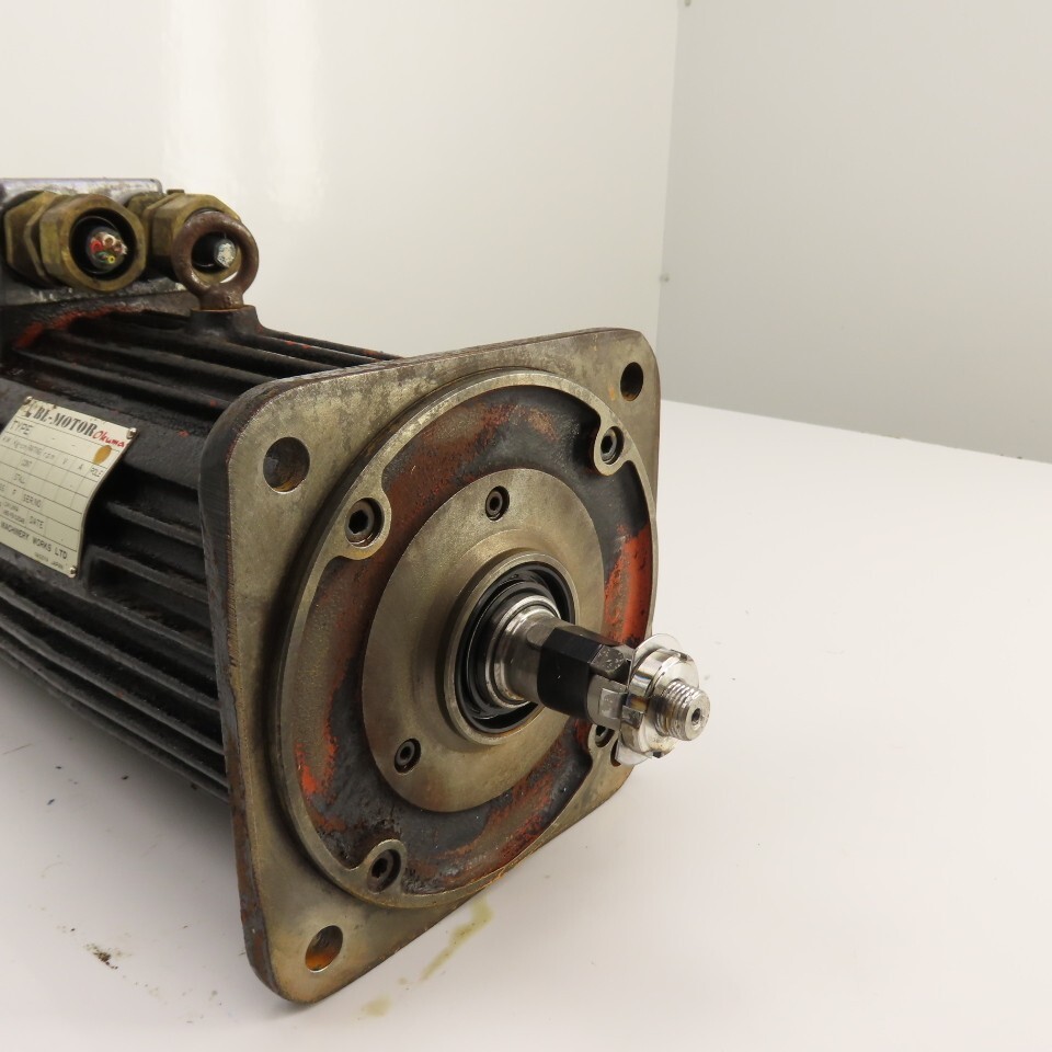 Okuma BL-120E-20T 2.4kW AC Servo Motor 2000RPM164V 12.1A 4-Pole W/Encoder Tested