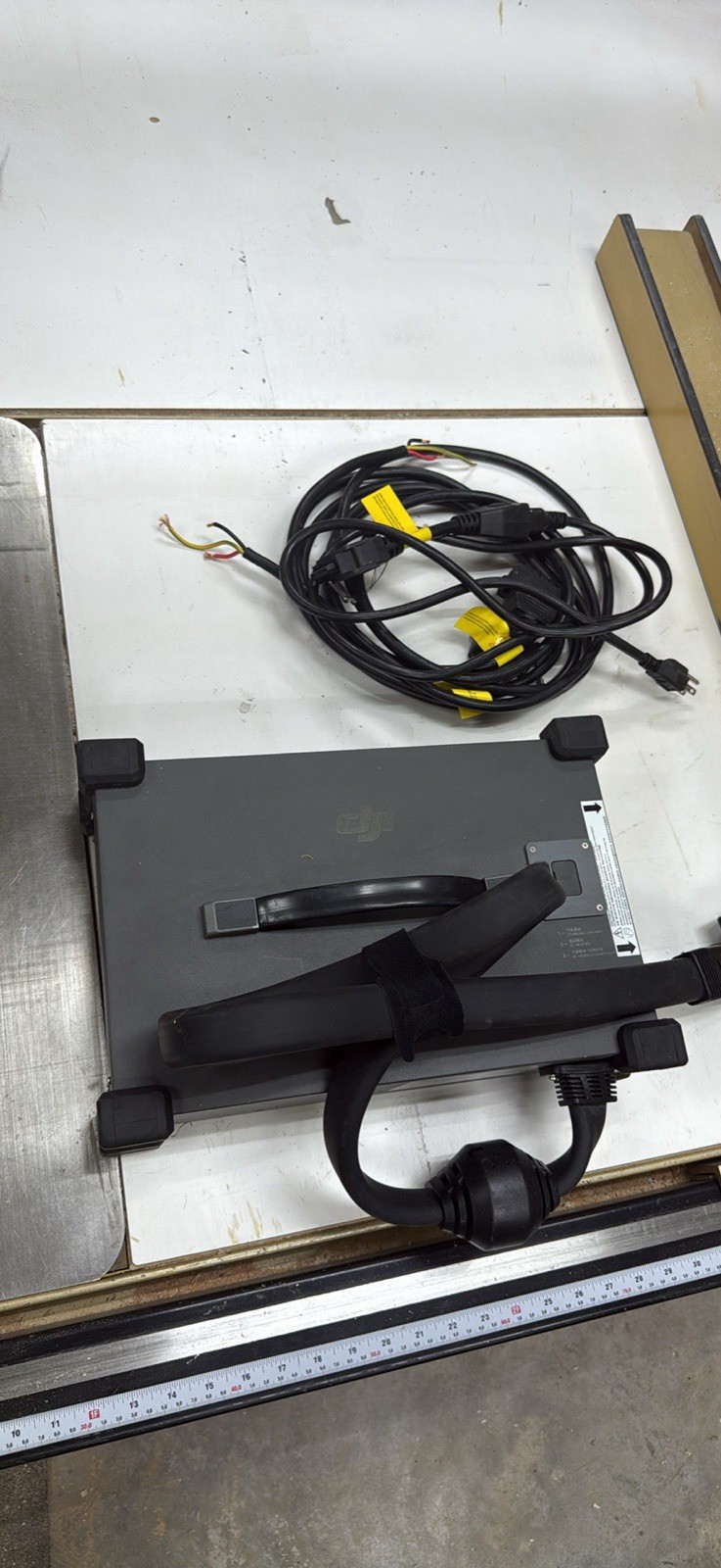 DJI C10000 Intelligent Power Supply (Charger)