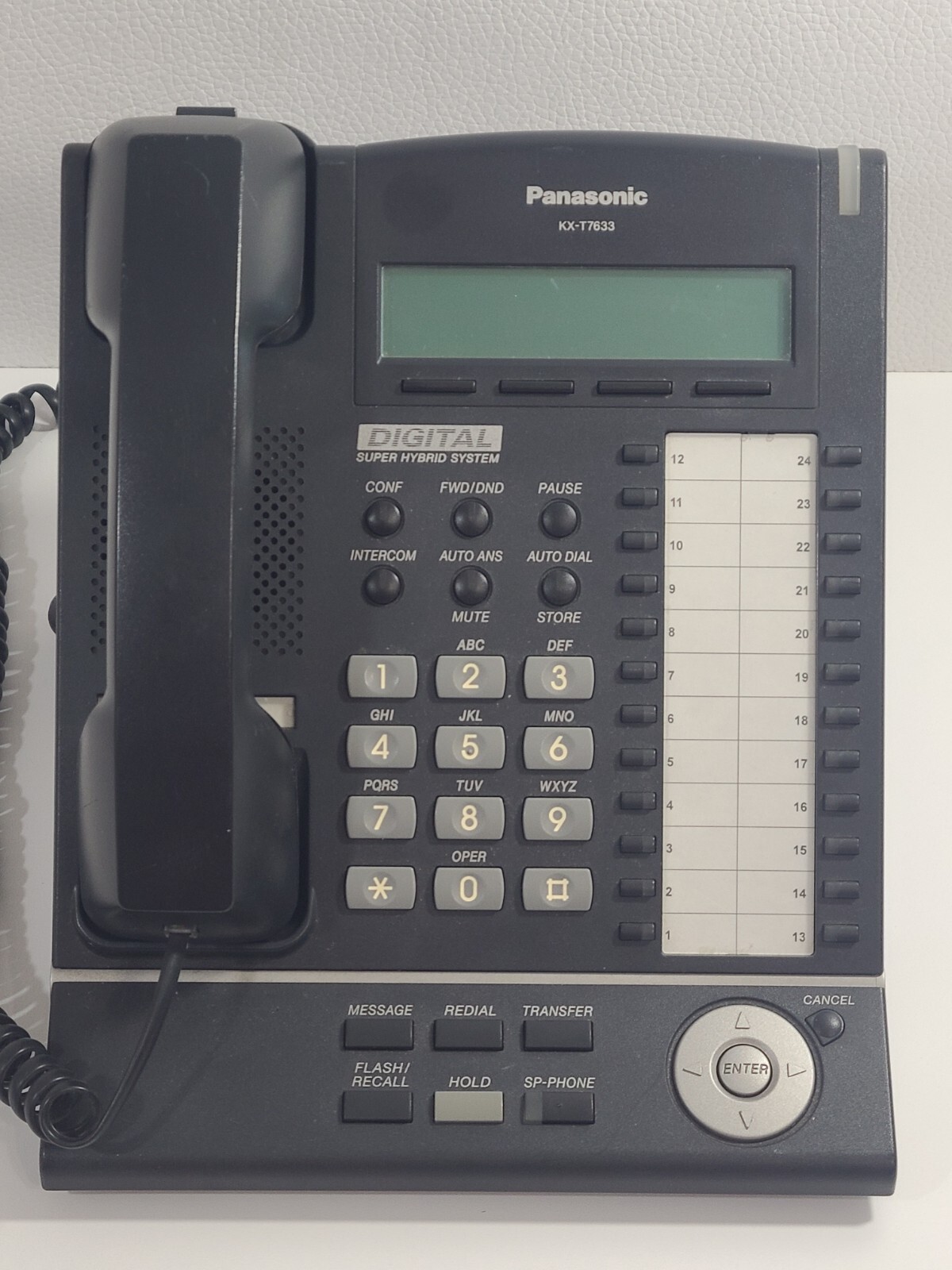 Panasonic KX-T7633-B Digital Phone 24 Line Hybrid System Use w/ KX-TDA Systems