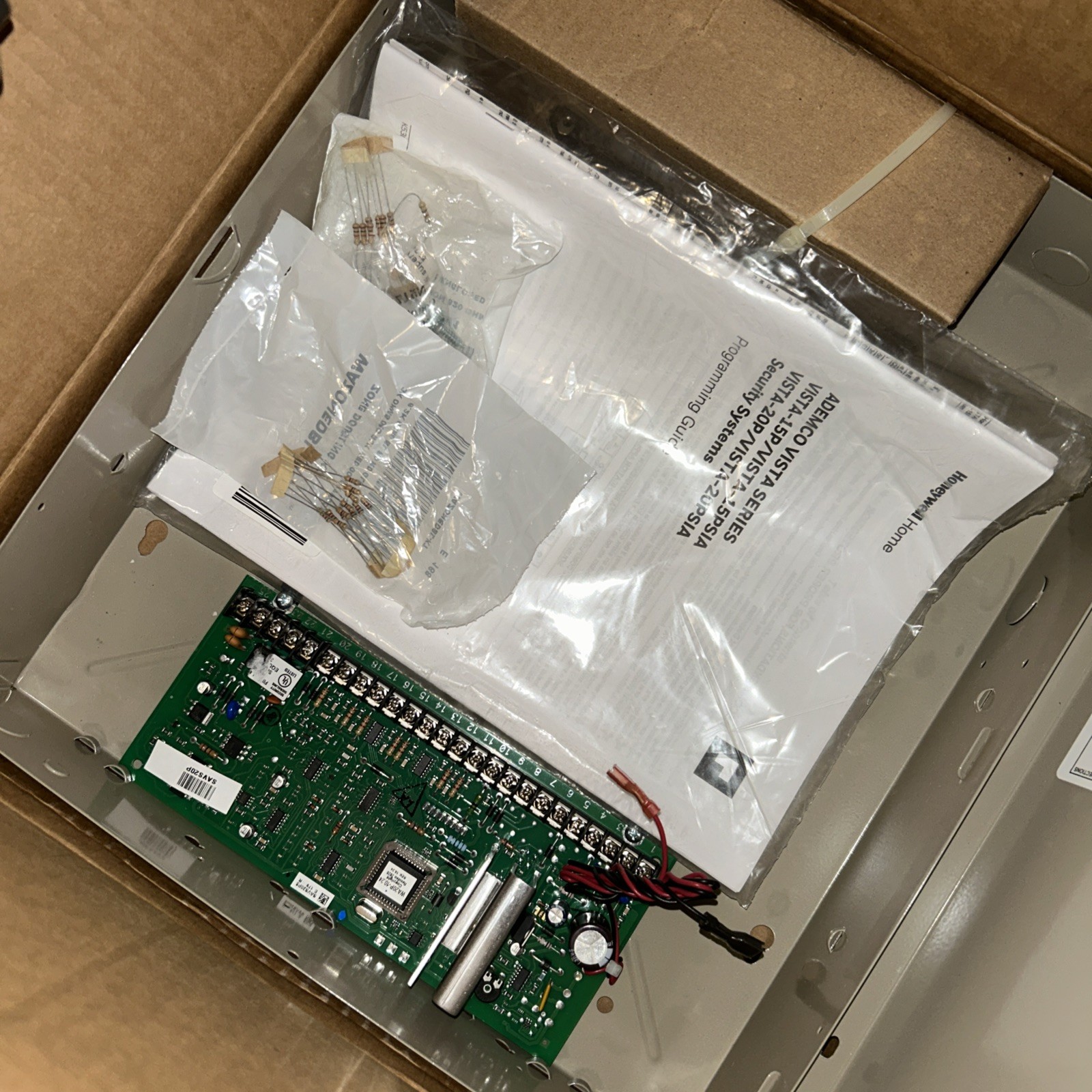 VISTA 20P Ademco Control Panel PCB in Aluminum Enclosure New NIB
