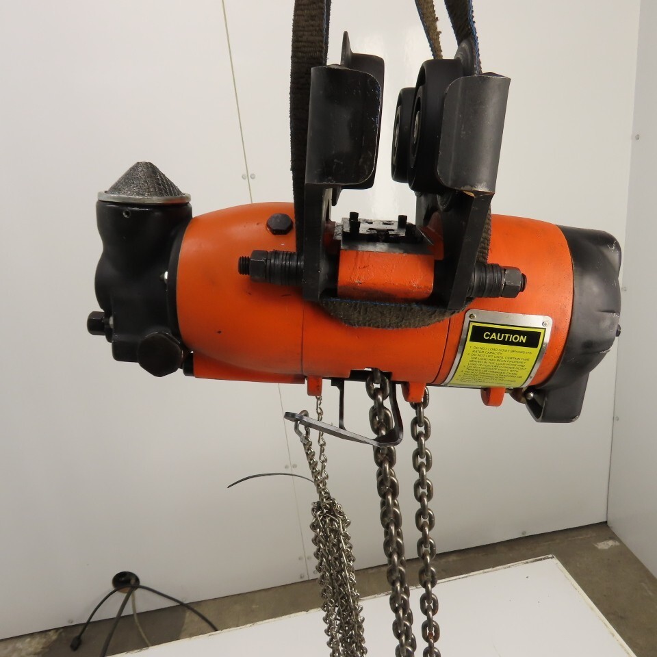 Gardner Denver P2TA11LREL010AAA11 1100LB .55 Ton Air Chain Hoist 10′ Lift 34FPM