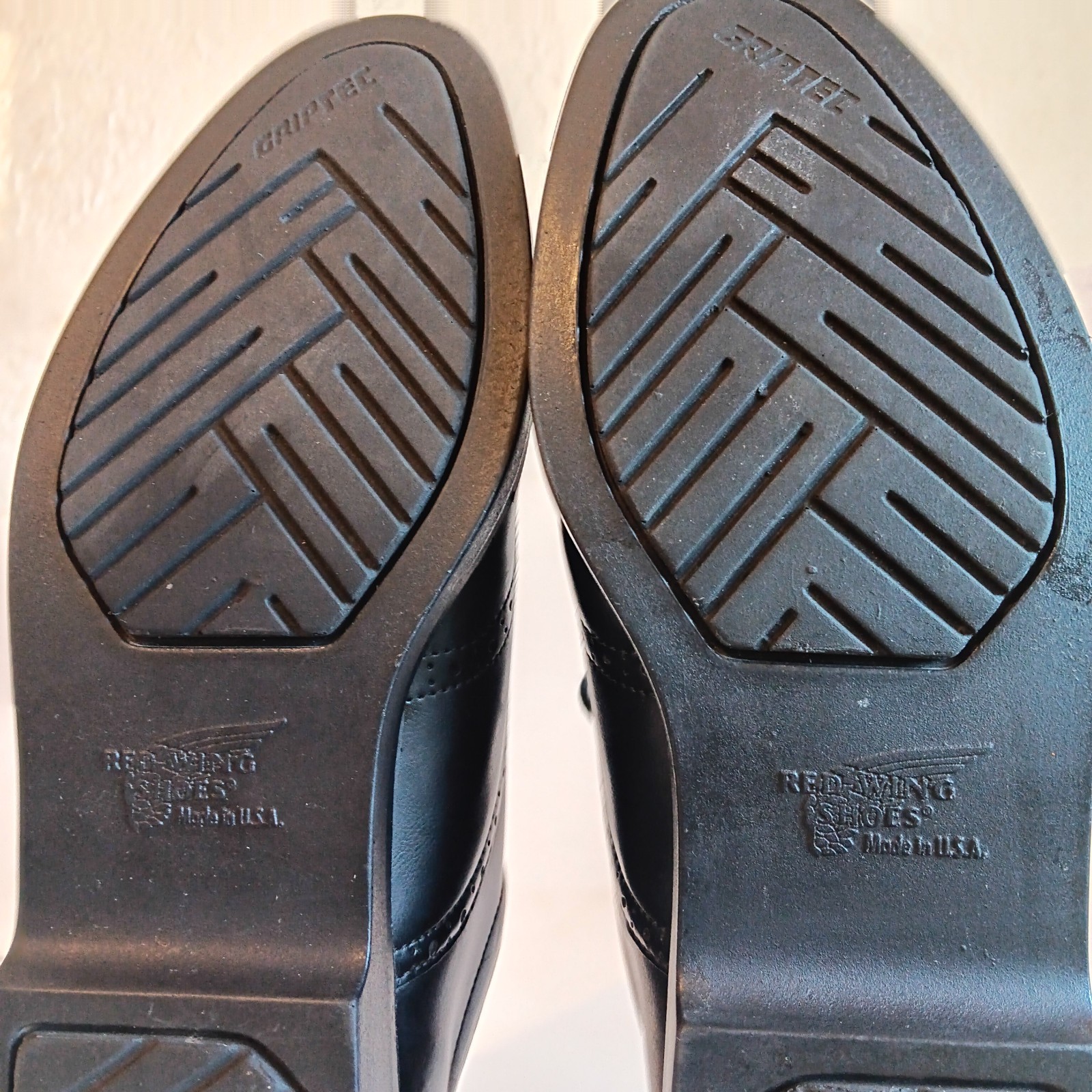 Red Wing 8701 Men’s Size 10D Black Leather Wingtip Steel Toe Shoes Made in USA
