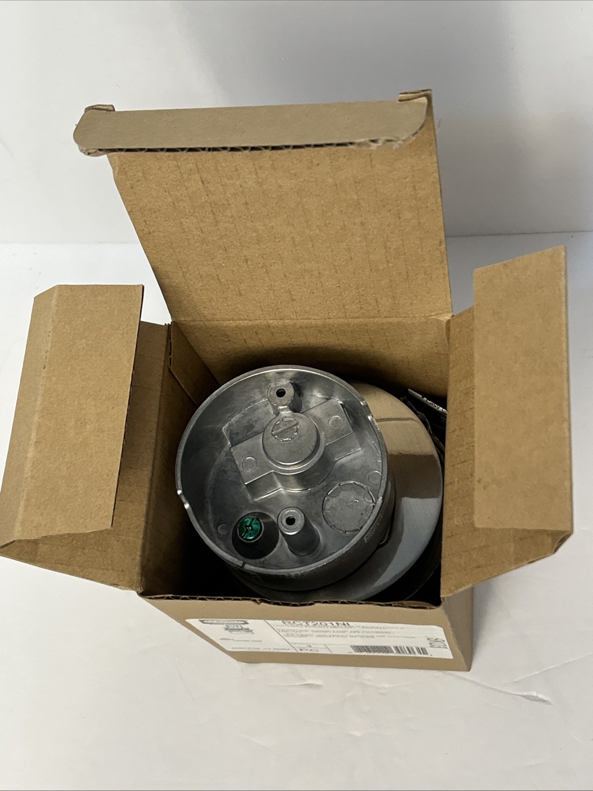 Hubbell RCT200NI Kitchen Counter Receptacle 15A 125V Flush Mount Nickel New Open