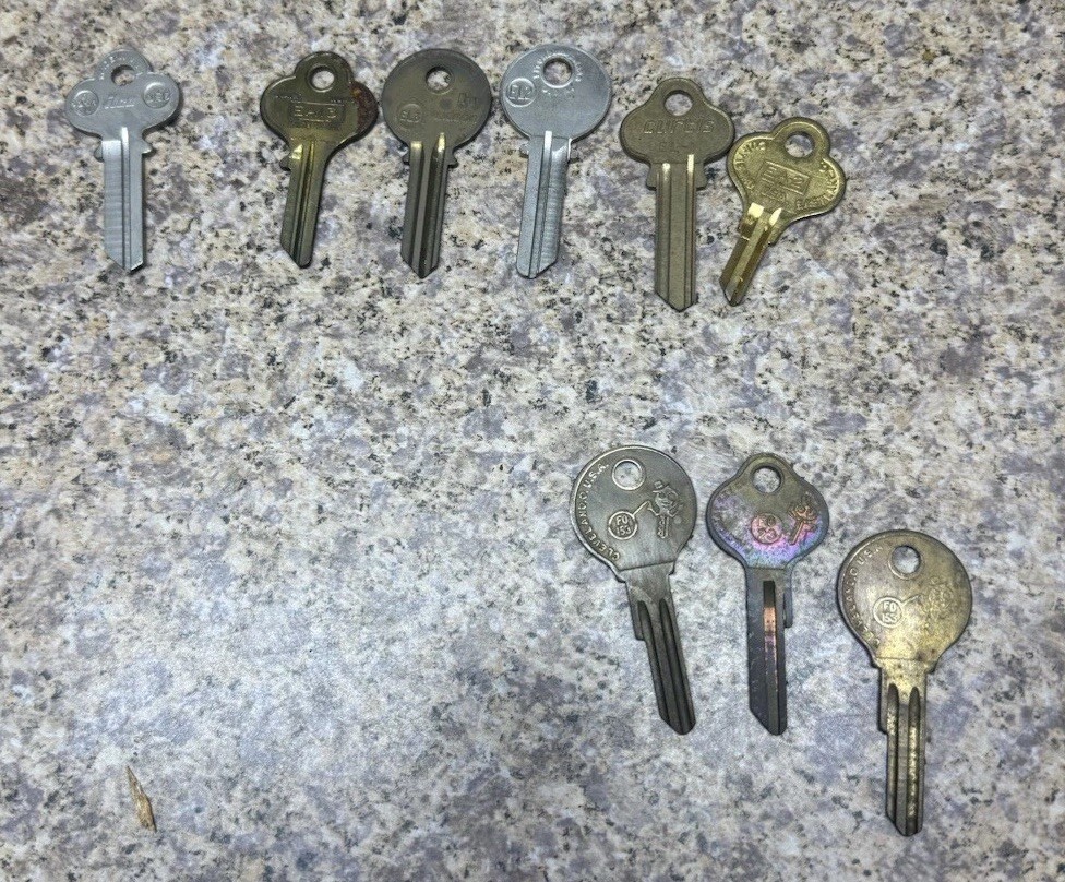 Lot 135 Key Blanks 3 lb Many Patterns See Details Ilco Master National Schlage