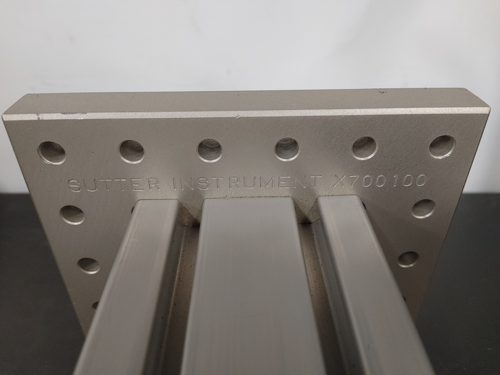SUTTER INSTRUMENTS X700100 XY Translator Micromanipulator Stand