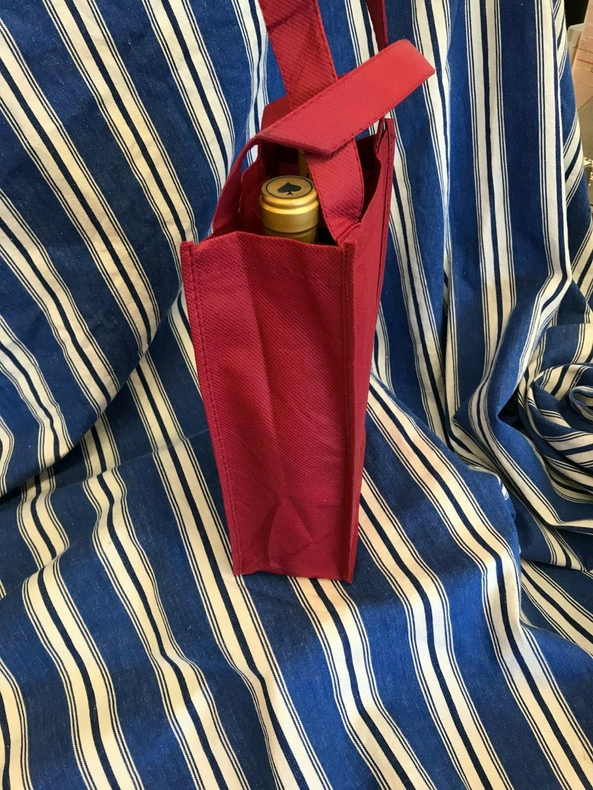 Bottle Wine Tote/ W/Handles By Ariel Non Woven Polypropylene Lot Of 8