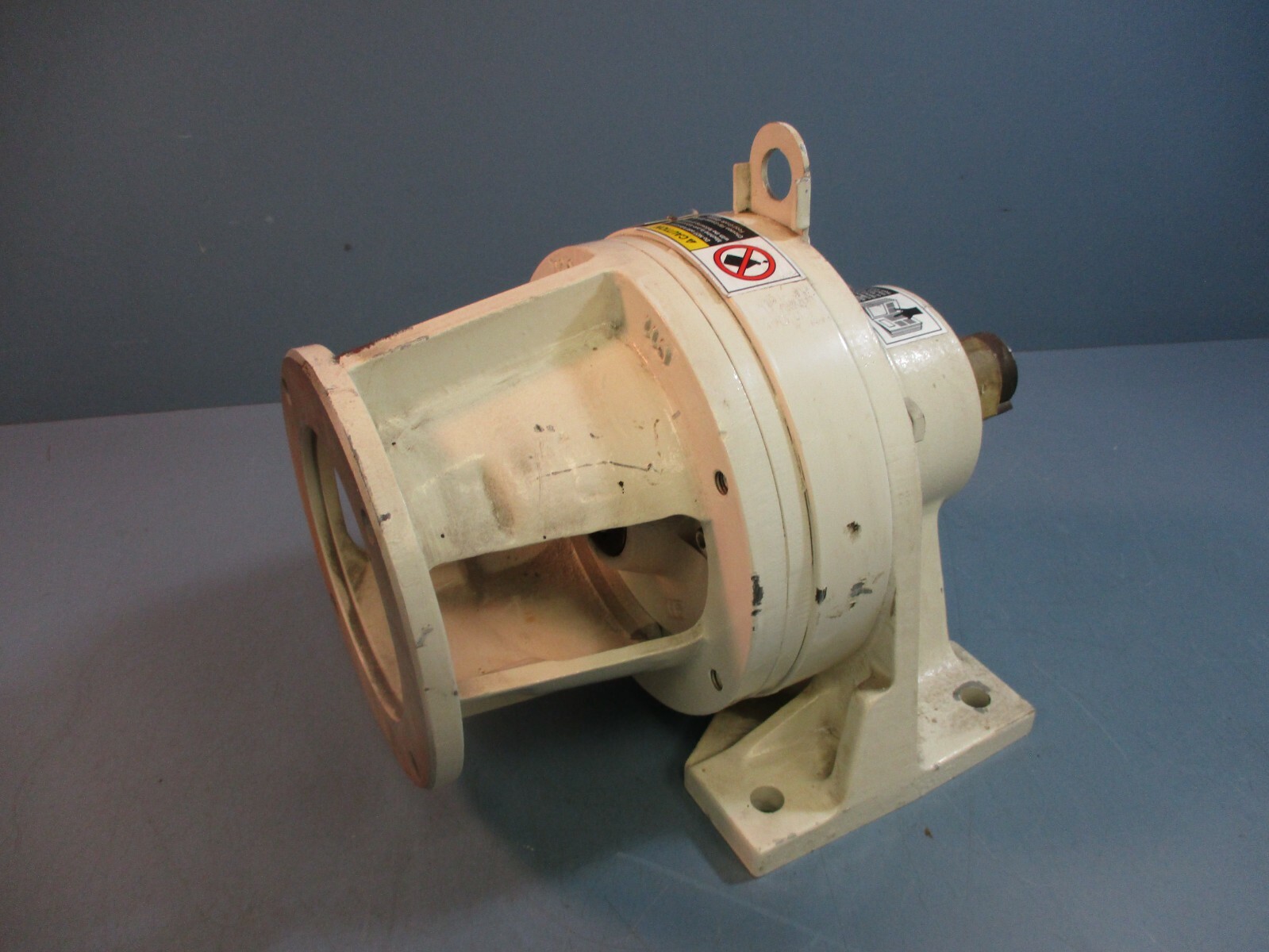 SM-Cyclo CNHJS-4115Y-87 Gear Reducer 87:1 Ratio 1.44HP 1750RPM