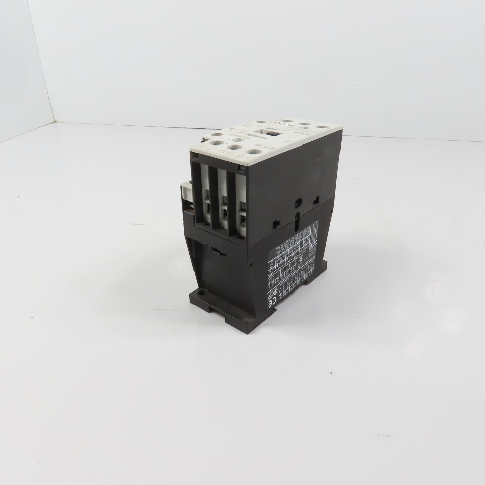 Eaton DILM25-01 XTCE025C01 3PH 20HP Contactor 110V Coil 40A 600V Max