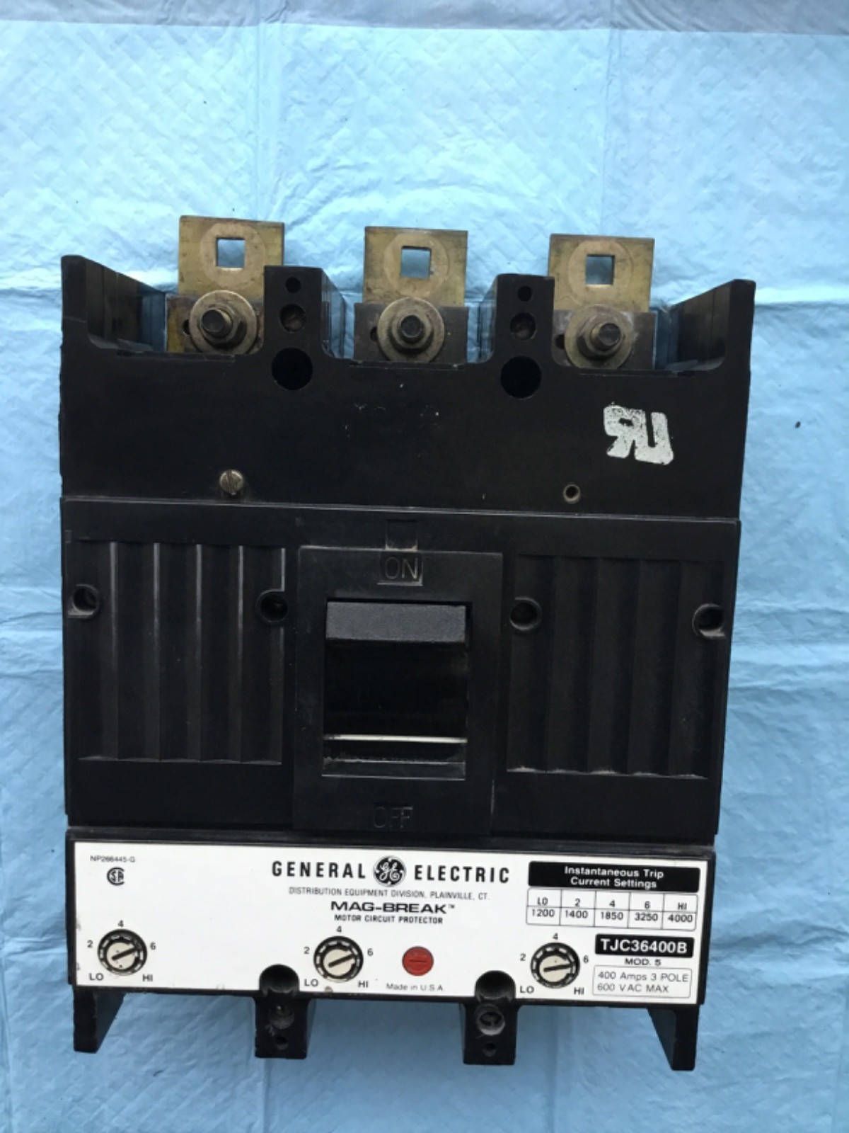 GE TJC36400B (3P-400A-600V) MAG-BREAK CIRCUIT BREAKER USED