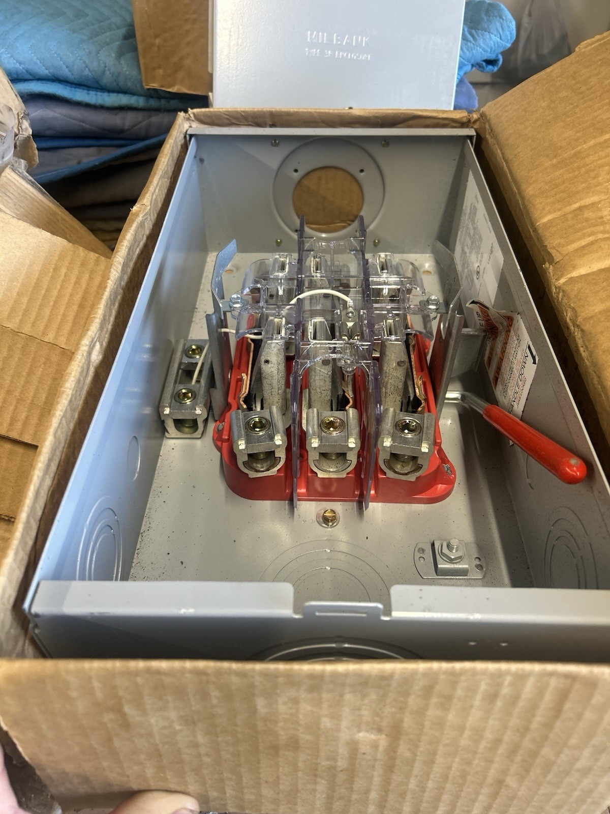 Milbank Meter Base 200 AMP 3 Phase 7 Terminal