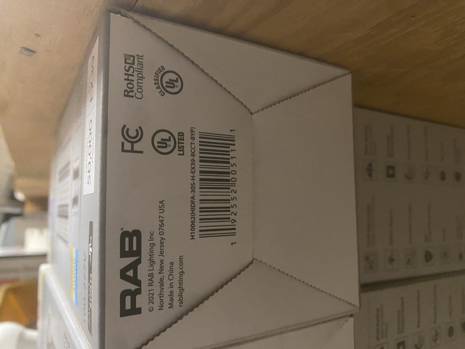 RAB HIDFA-205S-EX39-8CCT-BYP LED Corn Cob 205W 30750LM 3/4/5K 120-277V EX39 New