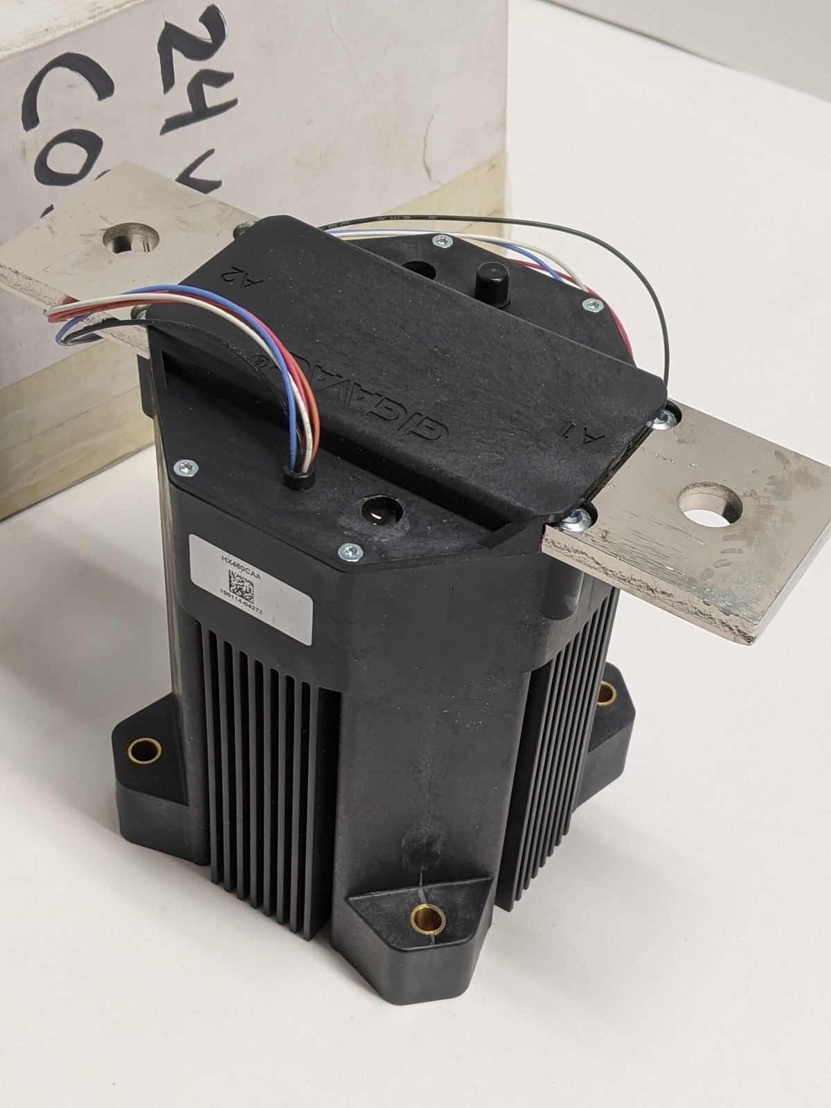 GIGAVAC HX460CAA 1000A 1500VDC DC Contactor 24VDC Coil SPDT Auxiliary