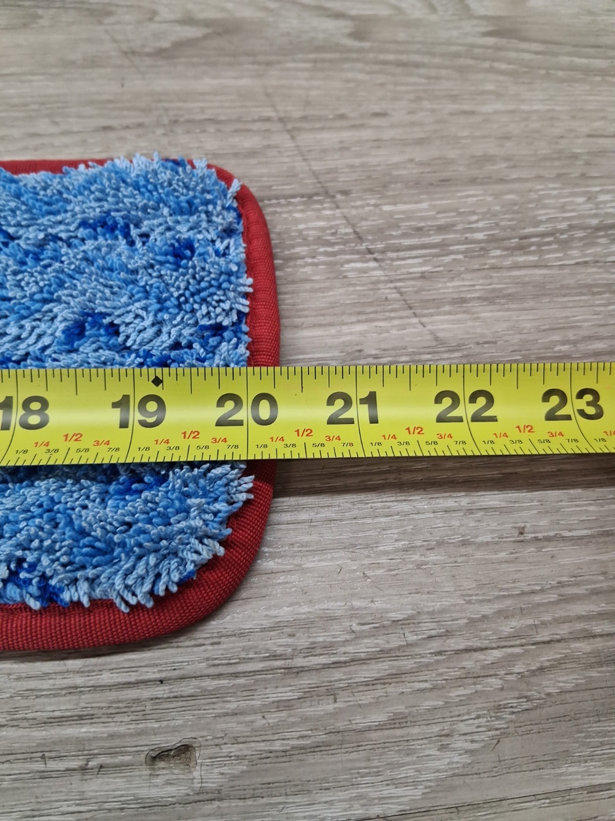 Lot of 6 Rubbermaid Commercial Product Q410 Hygen 20″ Microfiber Damp Mop Pad