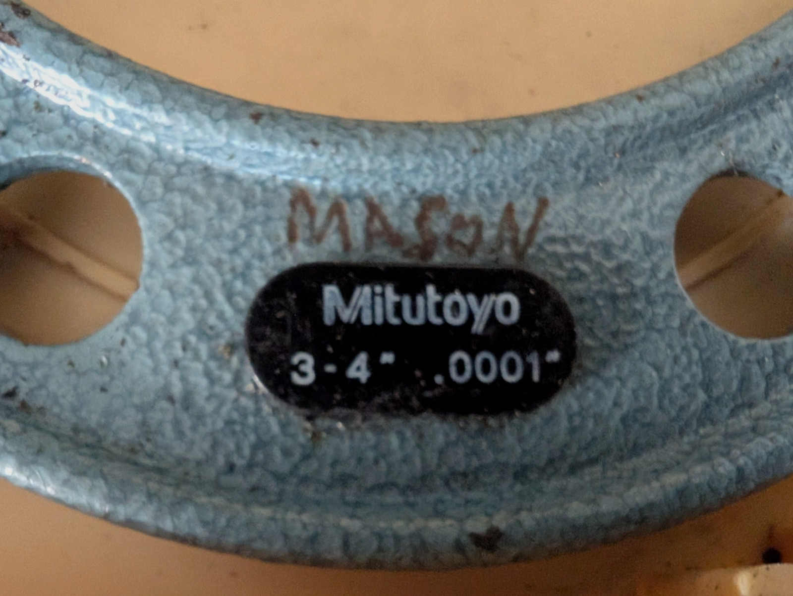Mitutoyo 103-218 3-4″ Mechanical Outside Micrometer – Blue