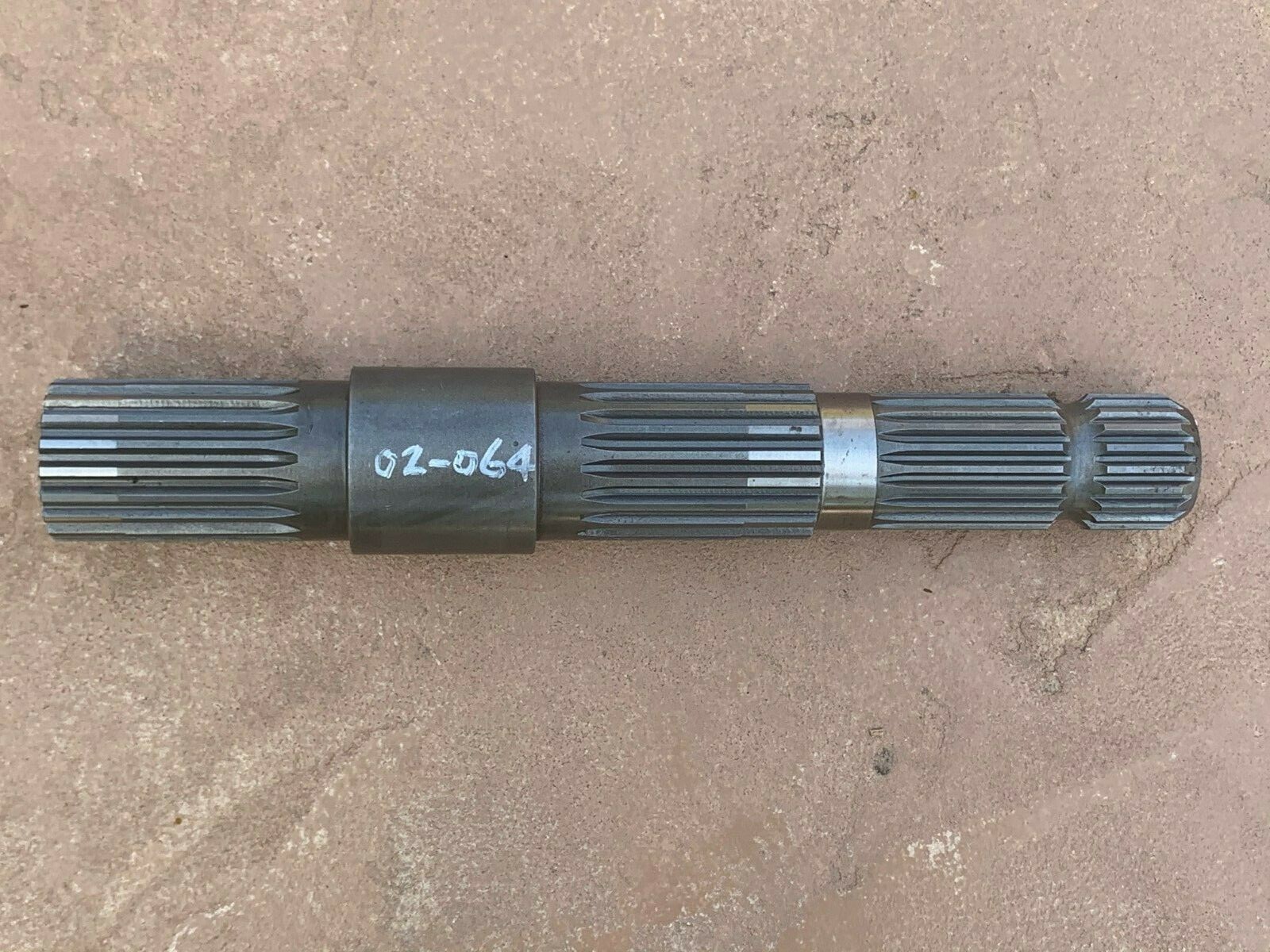 Original Rhino 00770426 Input Shaft 20 spline for Divider Gearbox (02-064)