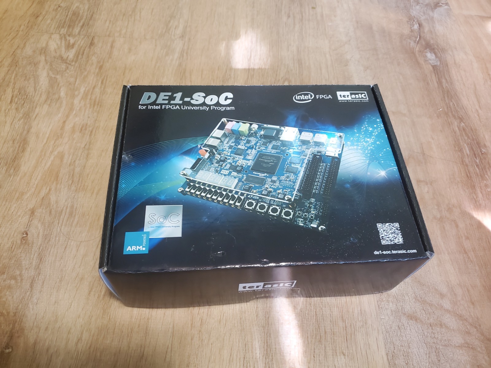 Terasic DE1-SoC Development Kit, new, never used