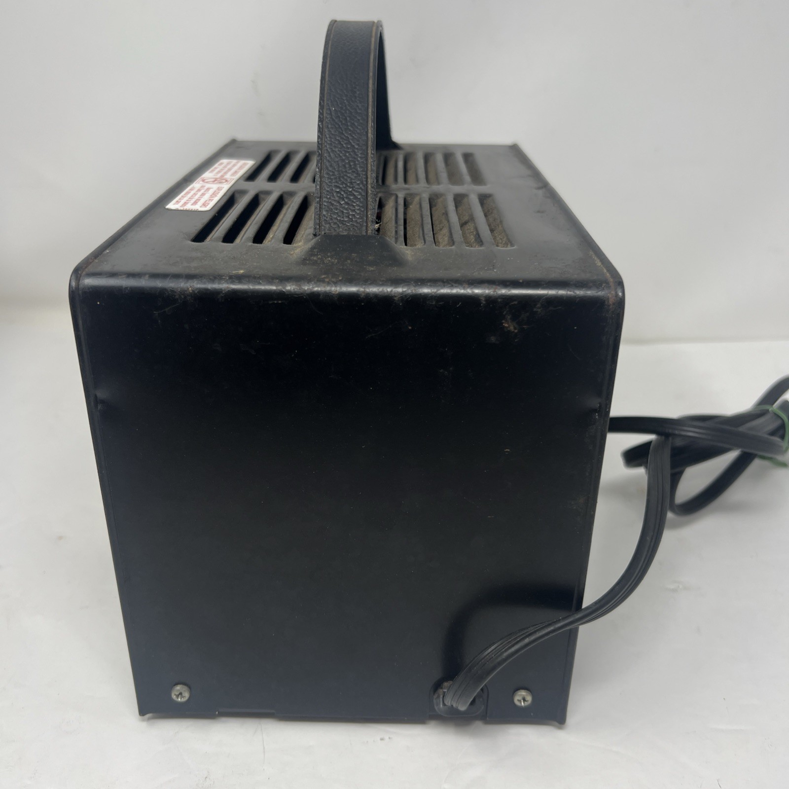 Sears 10/2 Amp 12 Volt Automatic Battery Charger Model 608.718570 / 28-71857