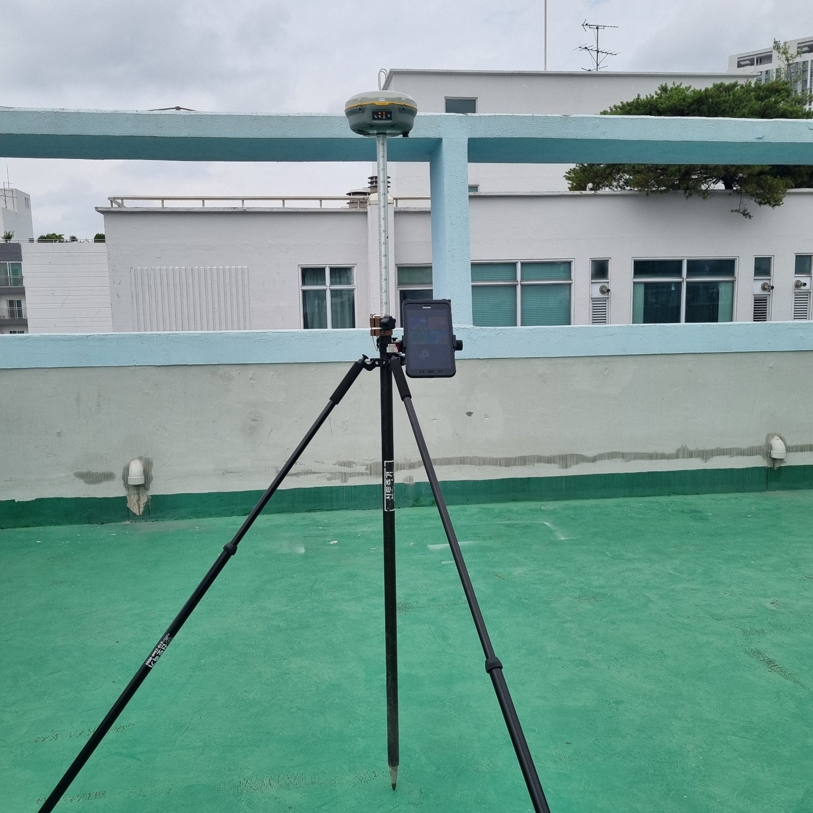 TRIMBLE R8s GNSS Receiver 440 Channels GPS