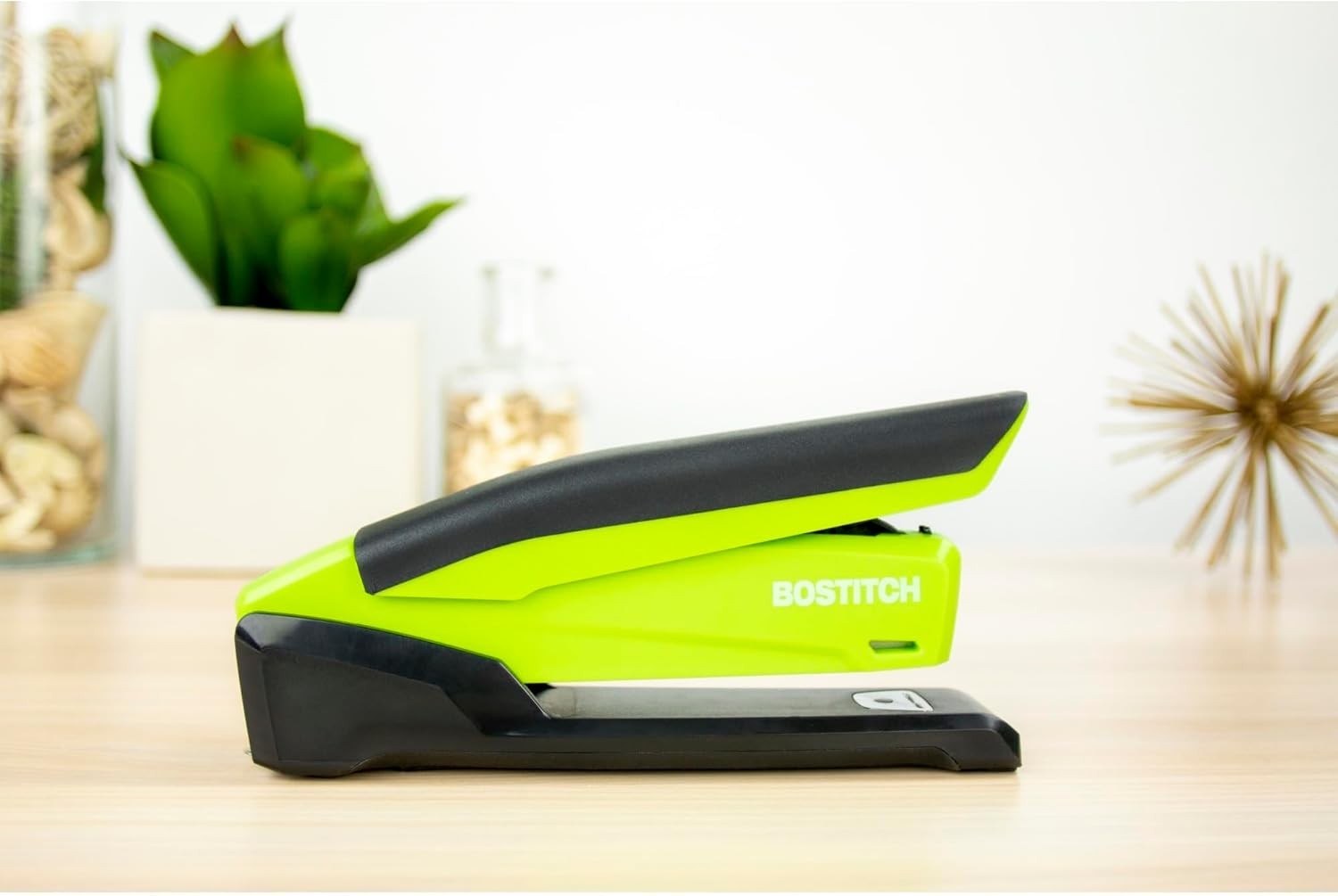 Bostitch InPower Jam-Free Stapler – One Finger, 20 Sheet Capacity, Green