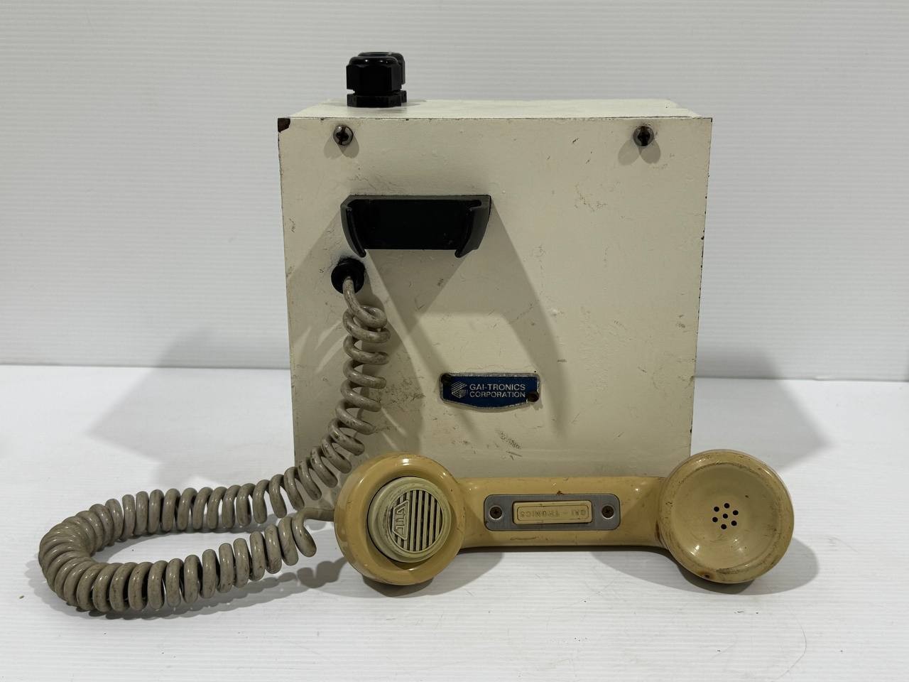 GAI TRONICS HUBBELL 701-302 HANDSET SPEAKER AMPLIFIER PAGE PARTY TELEPHONE