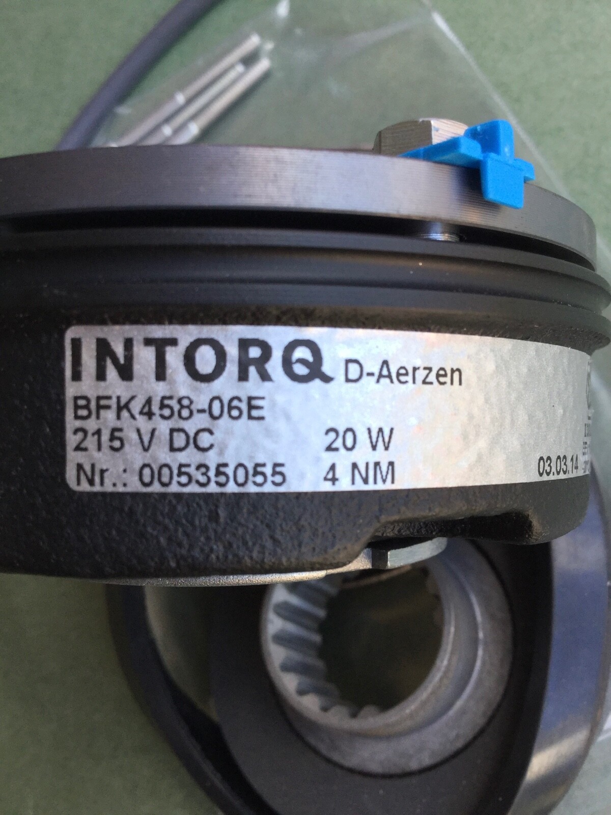 LENZE INTORQ BFK458-06E BRAKE KIT 215VDC,20W,4NM,15MM NEW IN BOX