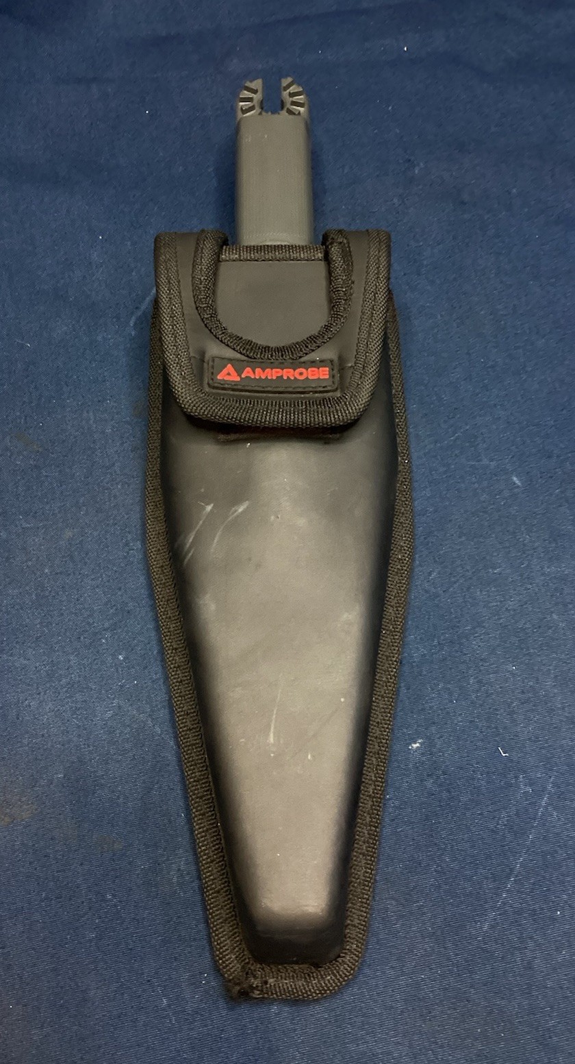 AMPROBE TIC 300 PRO AC VOLTAGE DETECTOR TESTER W/ CASE