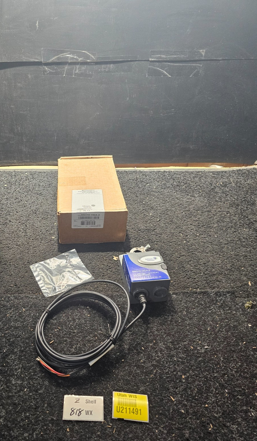 Johnson Controls M9310-HGA-2 89 in-lb Damper & Valve Actuator 24 VAC NEMA 5/IP54