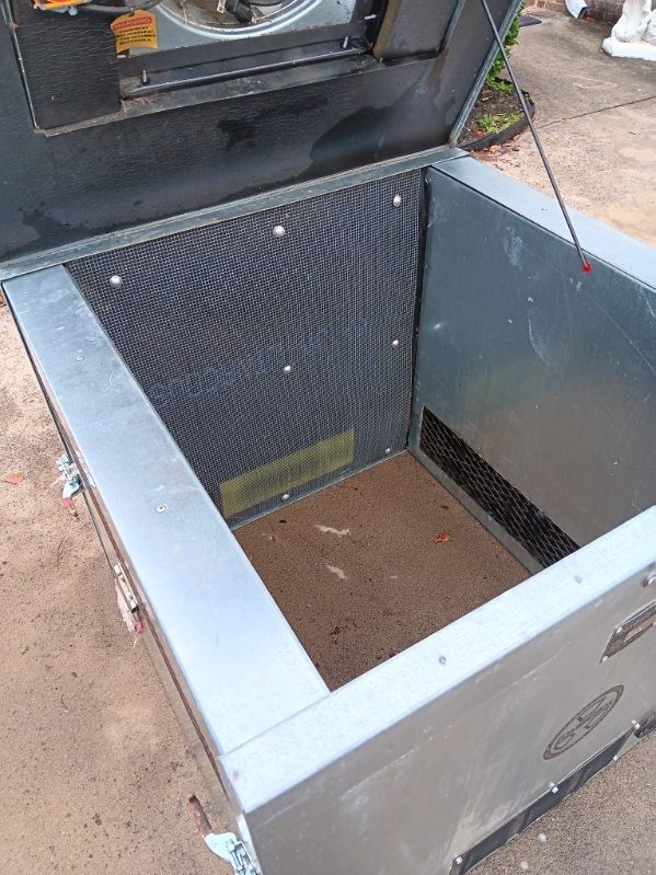 Large Zombiebox Noise Reduction Generator Box With Zpipe and Mat