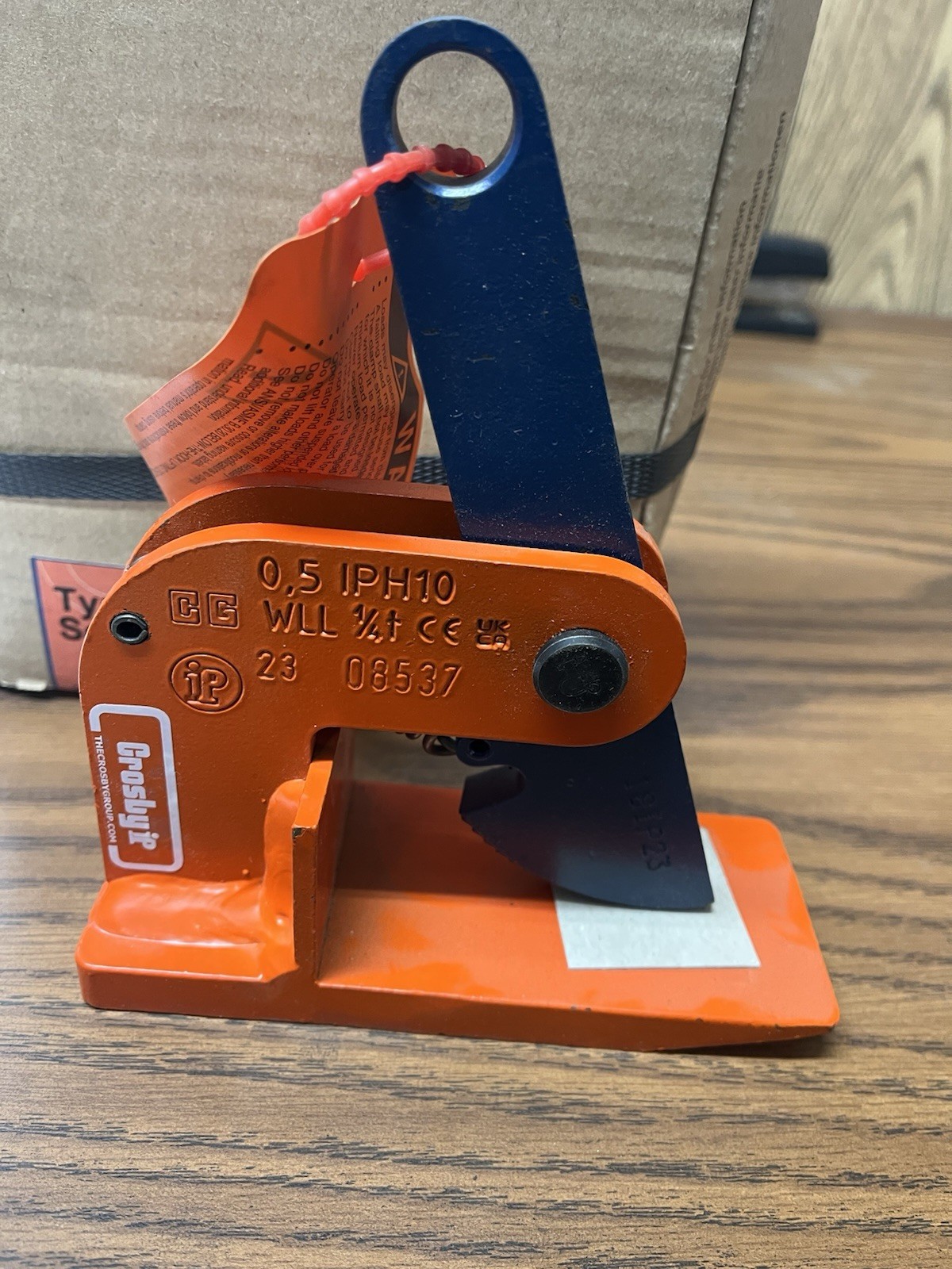 Horizontal Lifting Clamp Crosby IPH10(E) Vertical Clamp