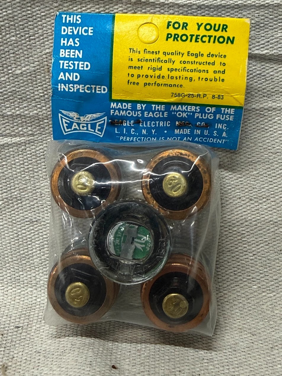 Eagle S 690 30-Amp 125-Volt Glass Plug Screw Fuse 5-Pkg. NOS