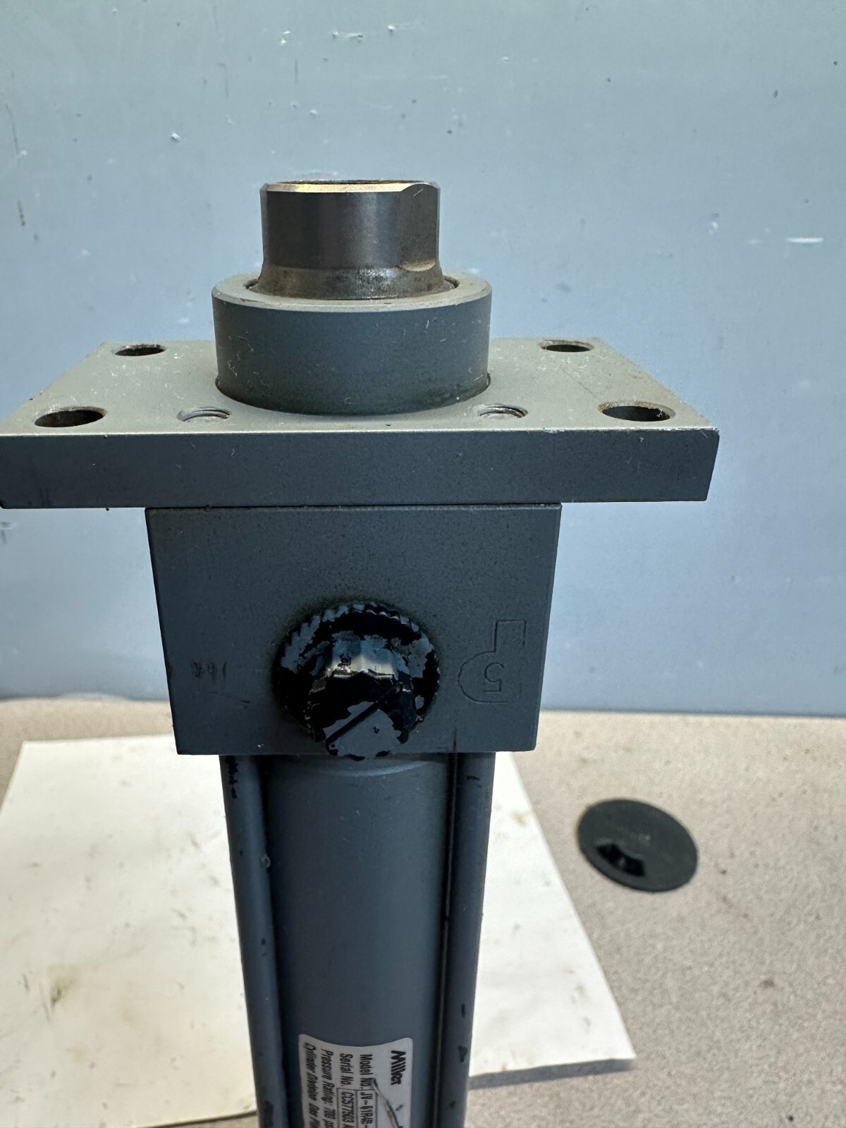 MILLER JV-61R4B-01.50-7.000-0100-N11-0, 700PSI, HYDRAULIC CYLINDER FREE SHIPPING