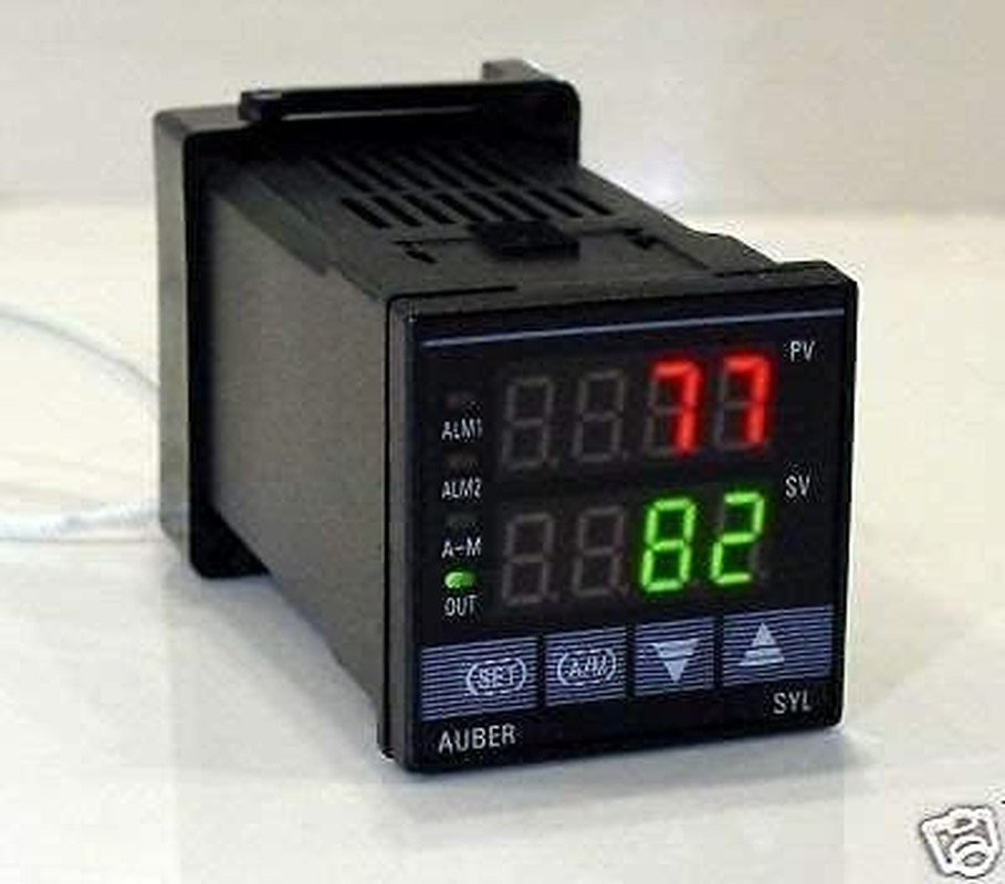 PID Temperature Controller,W/ 30 RAMP / SOAK,SSR Output, SYL-2352P Black