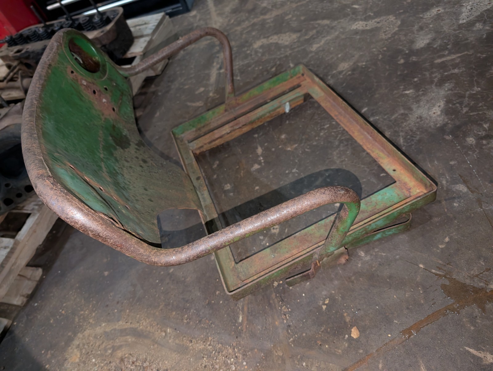 John Deere 50 Seat Frame Assembly 60 70 Seat Backrest An Light Bracket