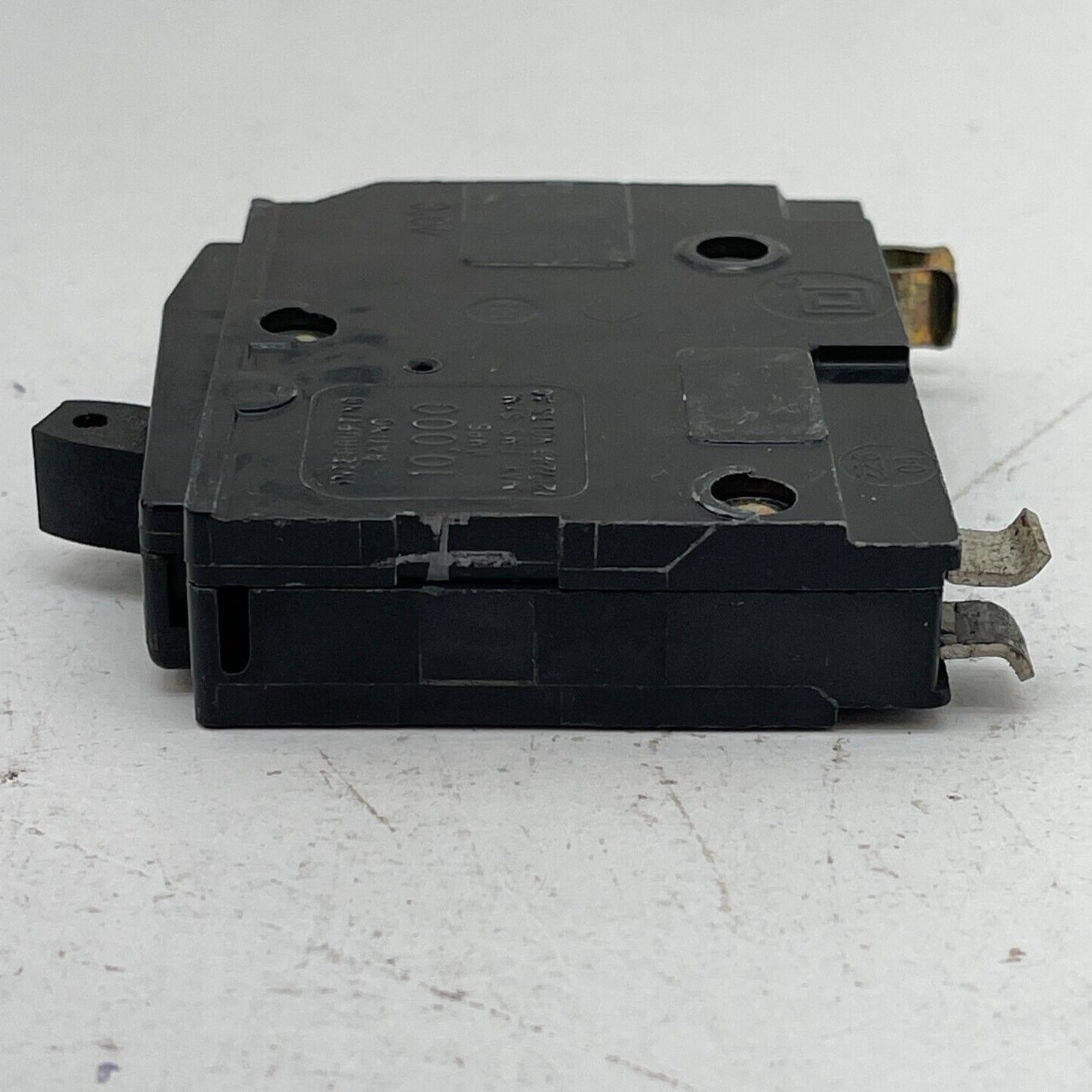 QO130 Square D – 30 Amp Circuit Breaker Plug-In 1 Pole, 120/240 V QO Series