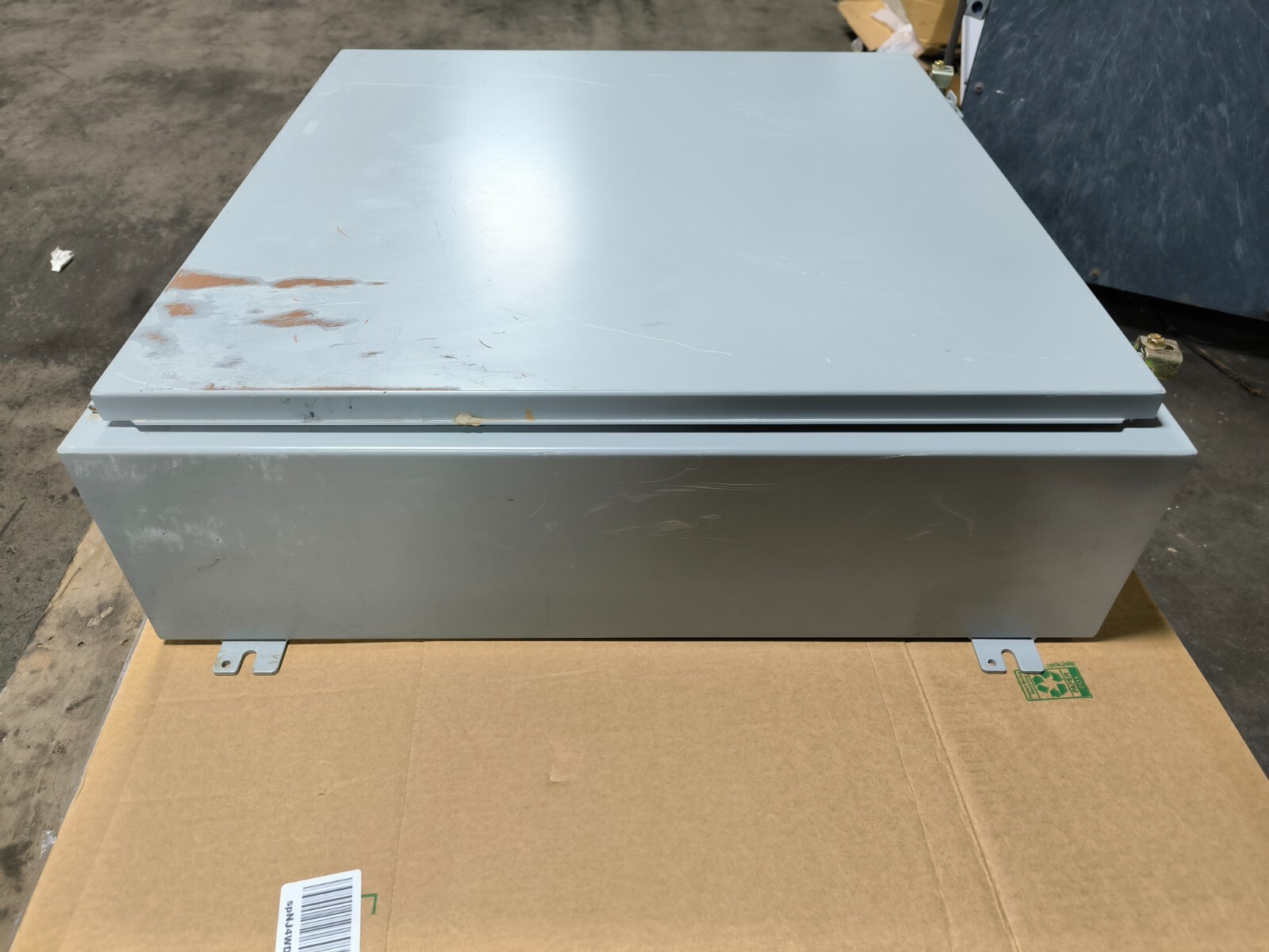 Hoffman A303008LP Industrial Control Panel Enclosure Type 12 13 Rainproof 30″