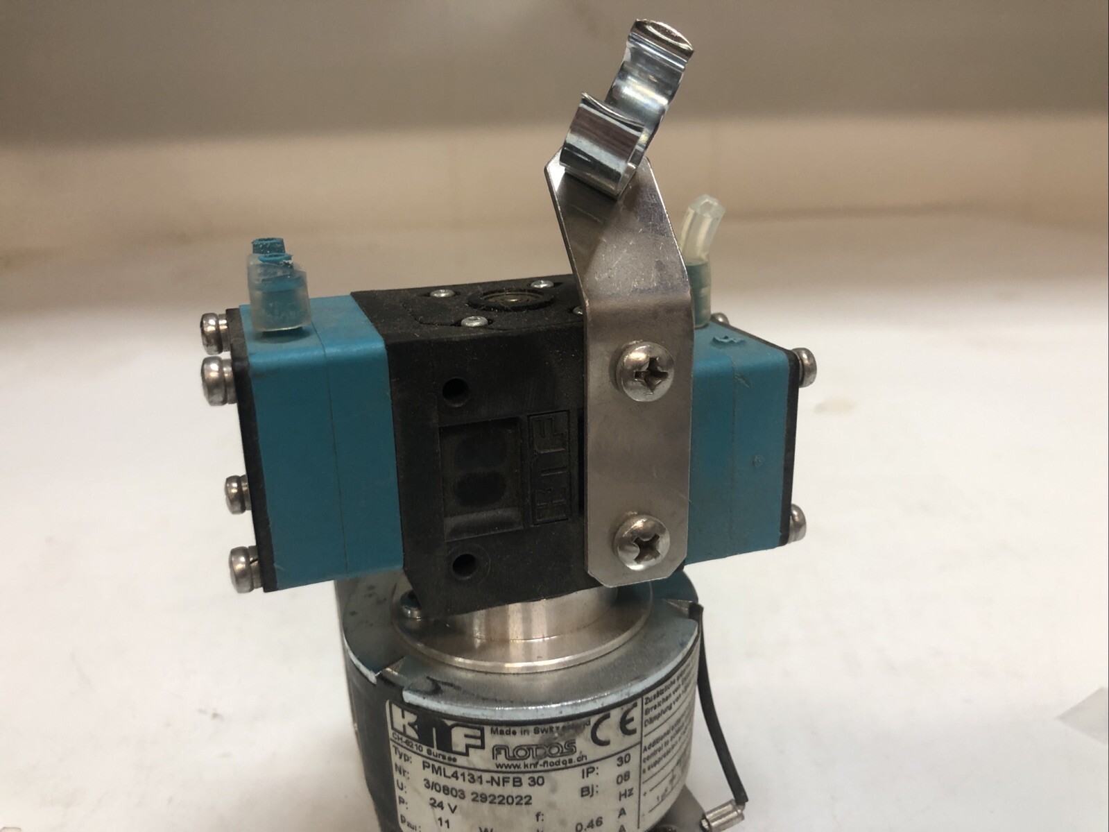 1 Used KNF PML4131-NFB 30 Diaphragm Liquid Pump 0.46A 24VDC, IP: 30, Bj: 08