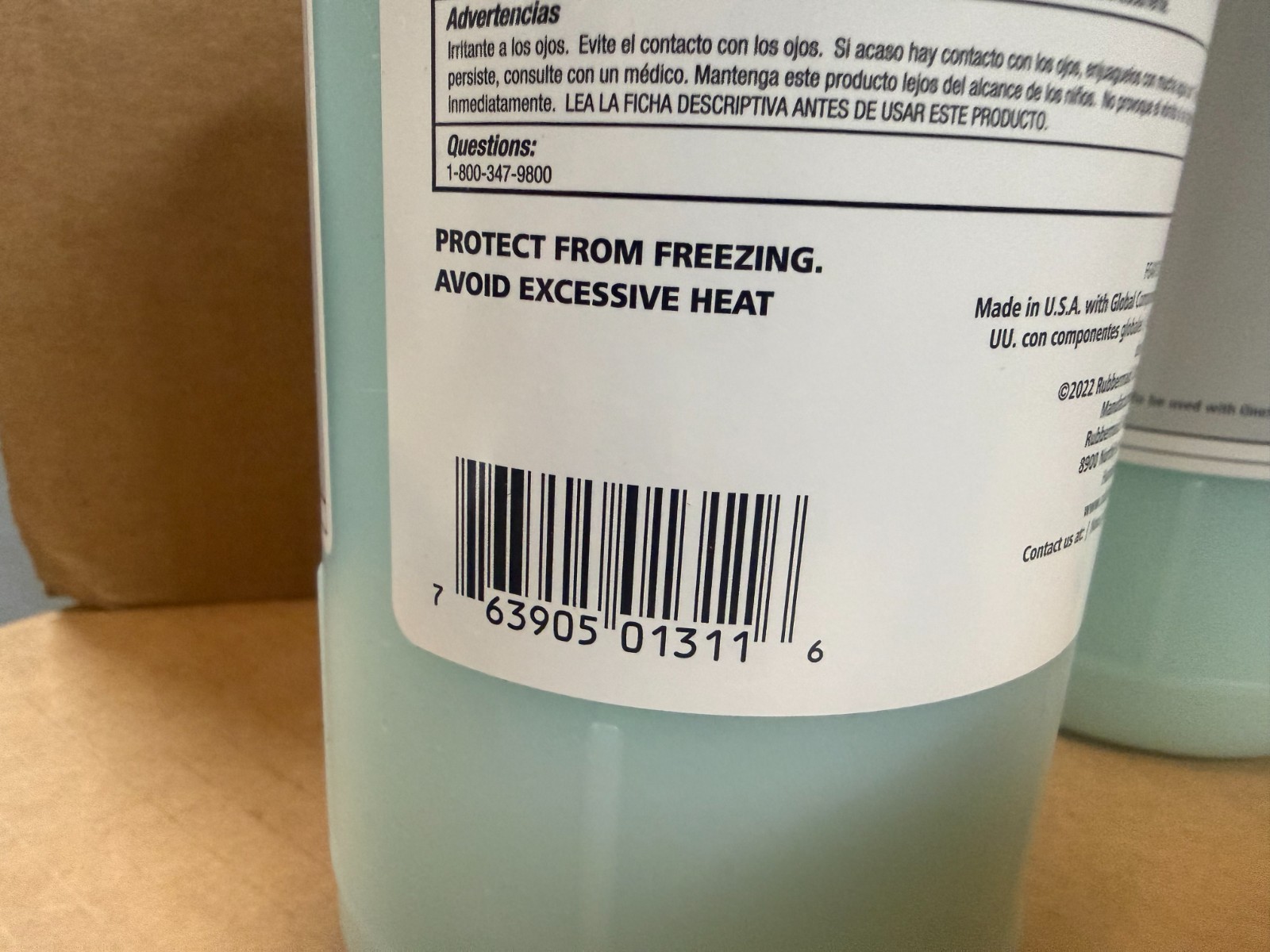 Case of 4 800ml Moisturizing Lotion Hand Soap Rubbermaid OneShot, FG4013111