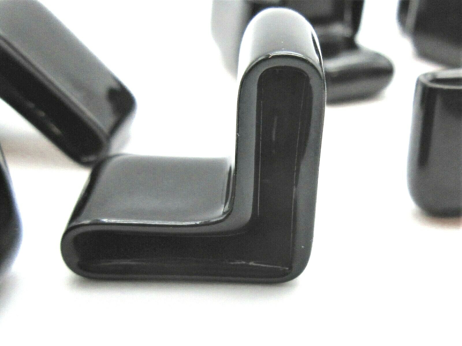 3/4″ x 3/4″ Angle Iron Vinyl End Caps Fits 1/8″ Thick Metal Various Pack Sizes