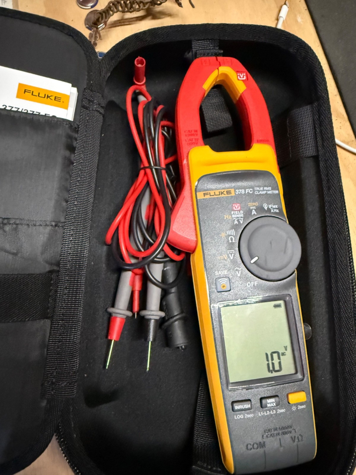 Fluke 378 FC – Non-Contact Voltage True AC/DC Clamp Meter with iFlex