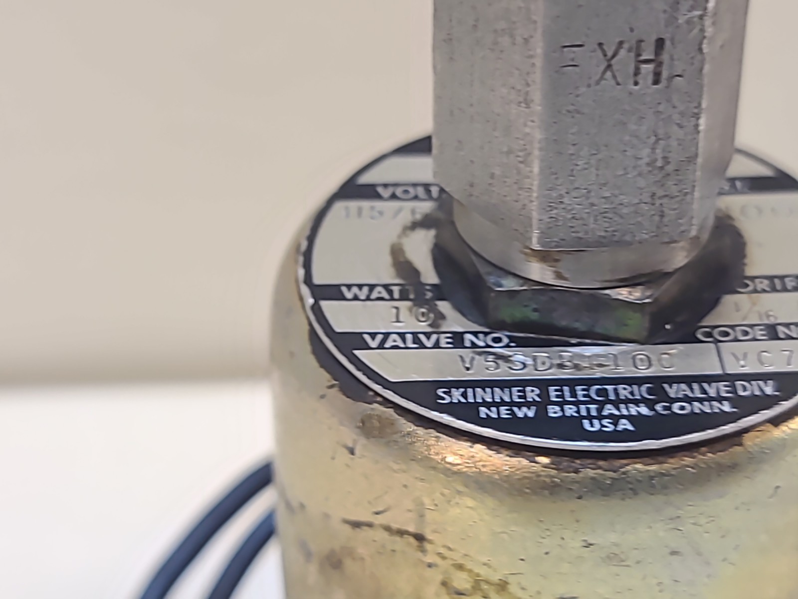 Parker Skinner V53DB1100 Pneumatic Solenoid Valve – Used