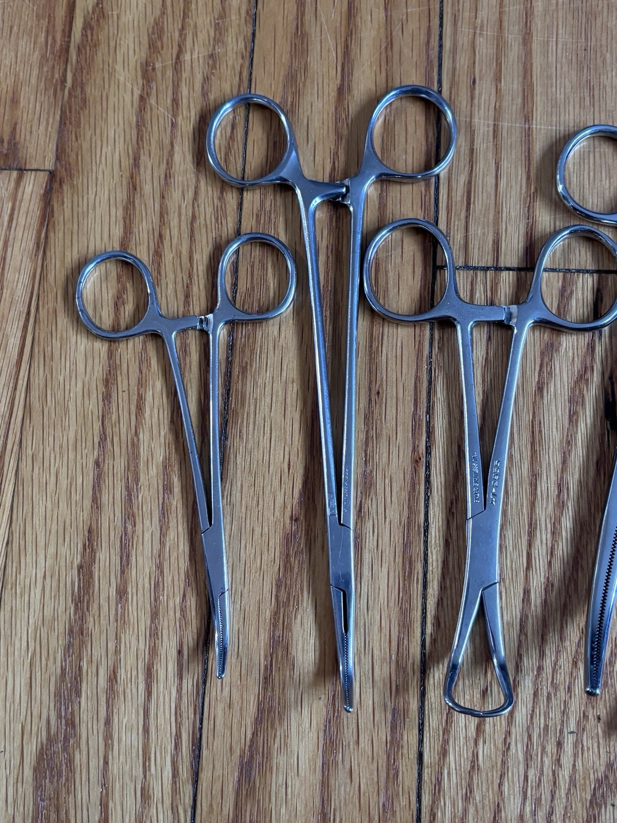 Lot Of 5 Diamond & Various Brands Mosquito Forceps, Curved And Straight.